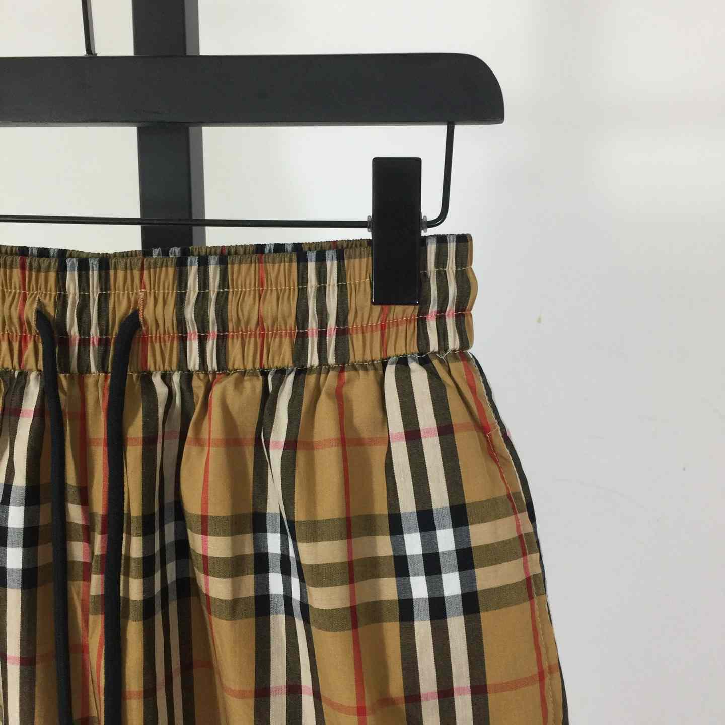 Burberry Check Shorts - DopestKickz