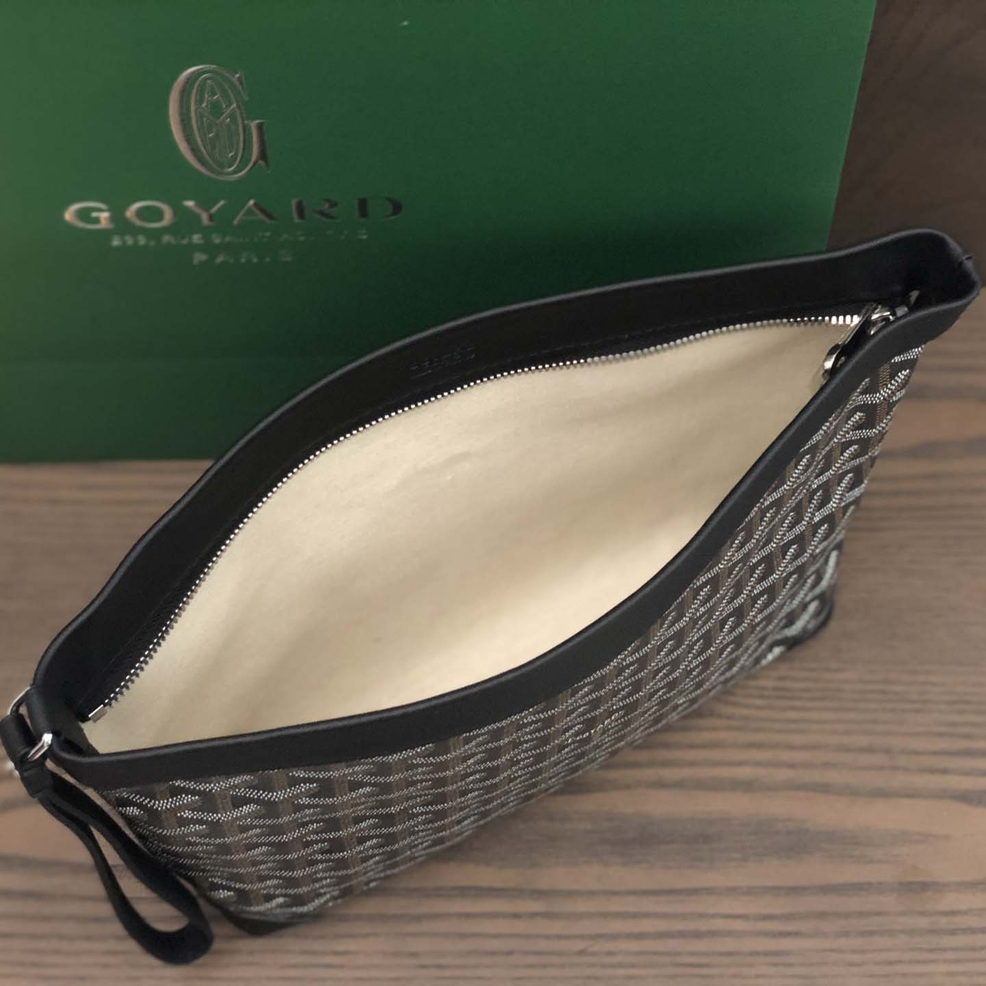 Goyard Conti Pouch - DopestKickz