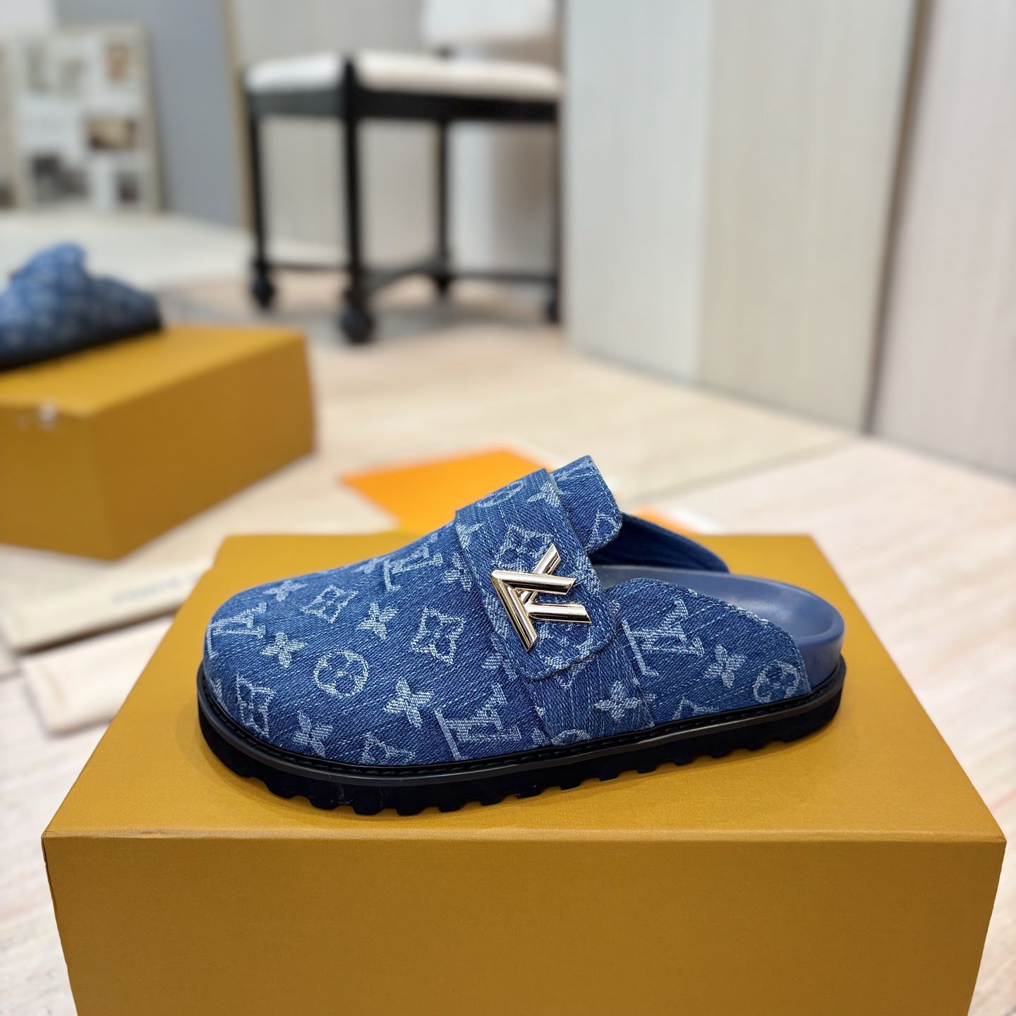 Louis Vuitton LV Cosy Comfort Mule  - DopestKickz