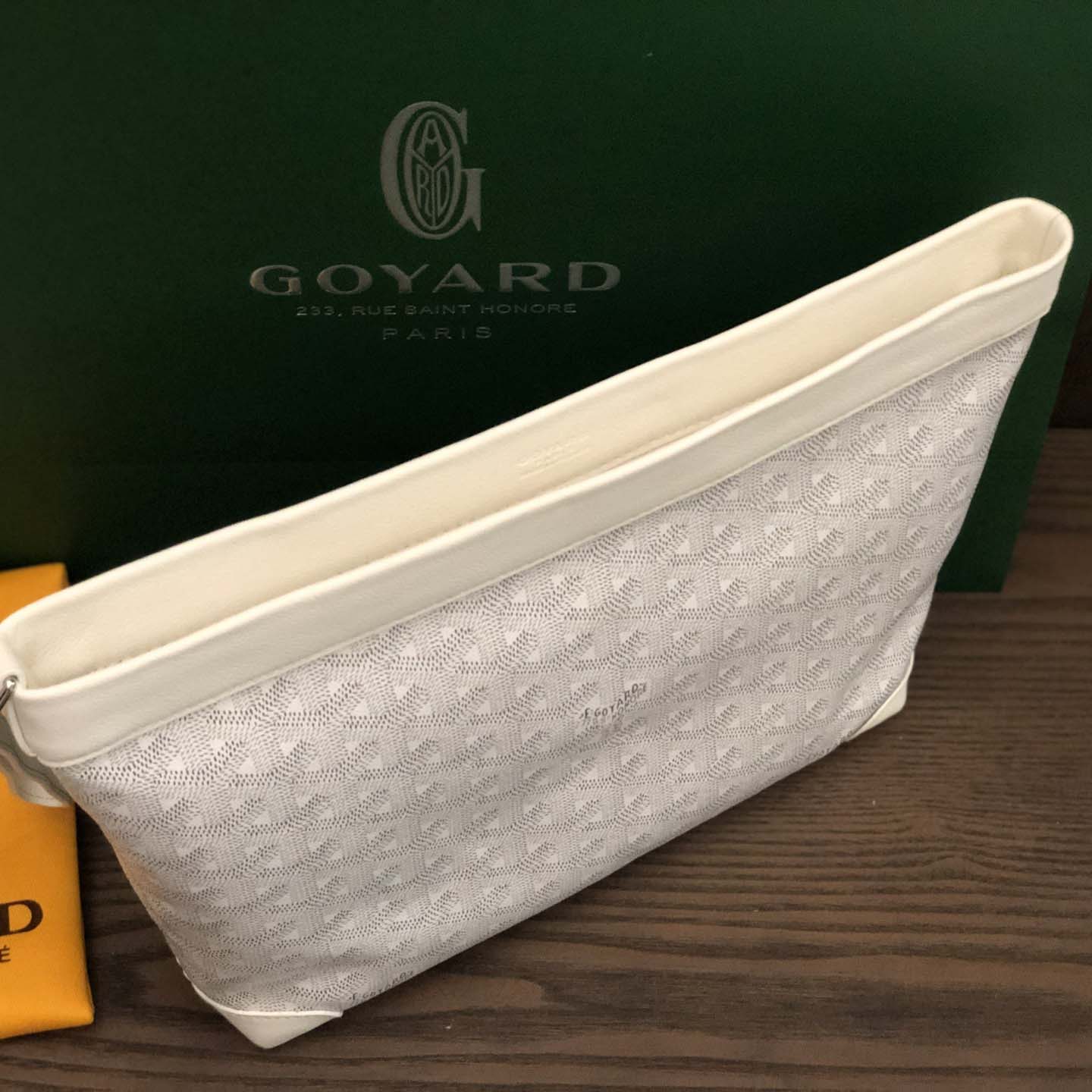 Goyard Conti Pouch - DopestKickz