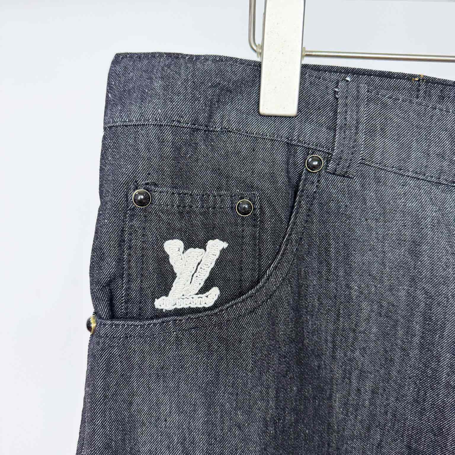 Louis Vuitton Chambray Shorts   1AHVC4 - DopestKickz
