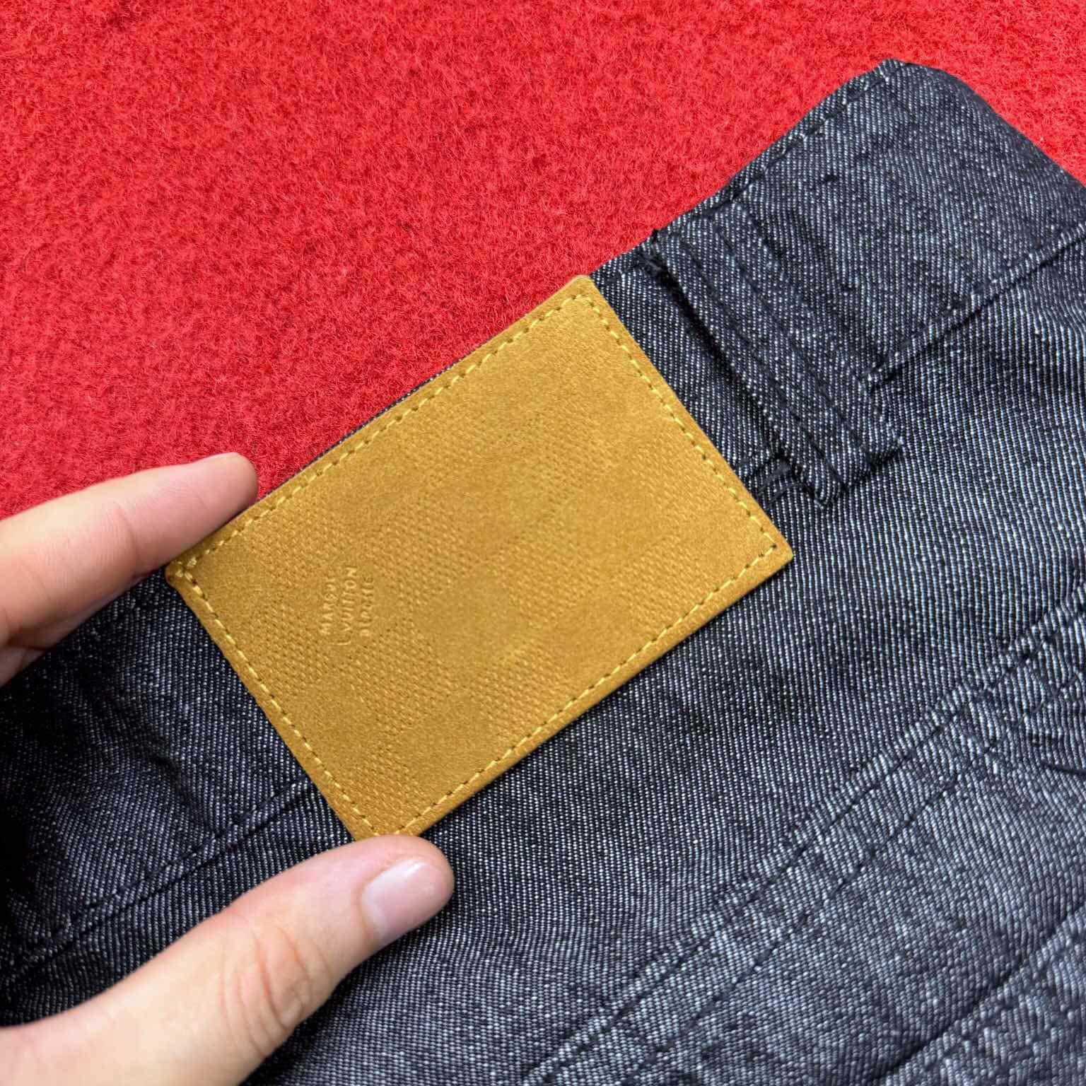 Louis Vuitton Chambray Shorts   1AHVC4 - DopestKickz