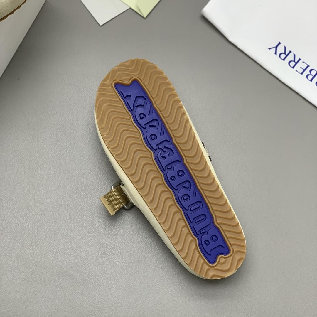 Burberry Suede Urchin Clogs - DopestKickz