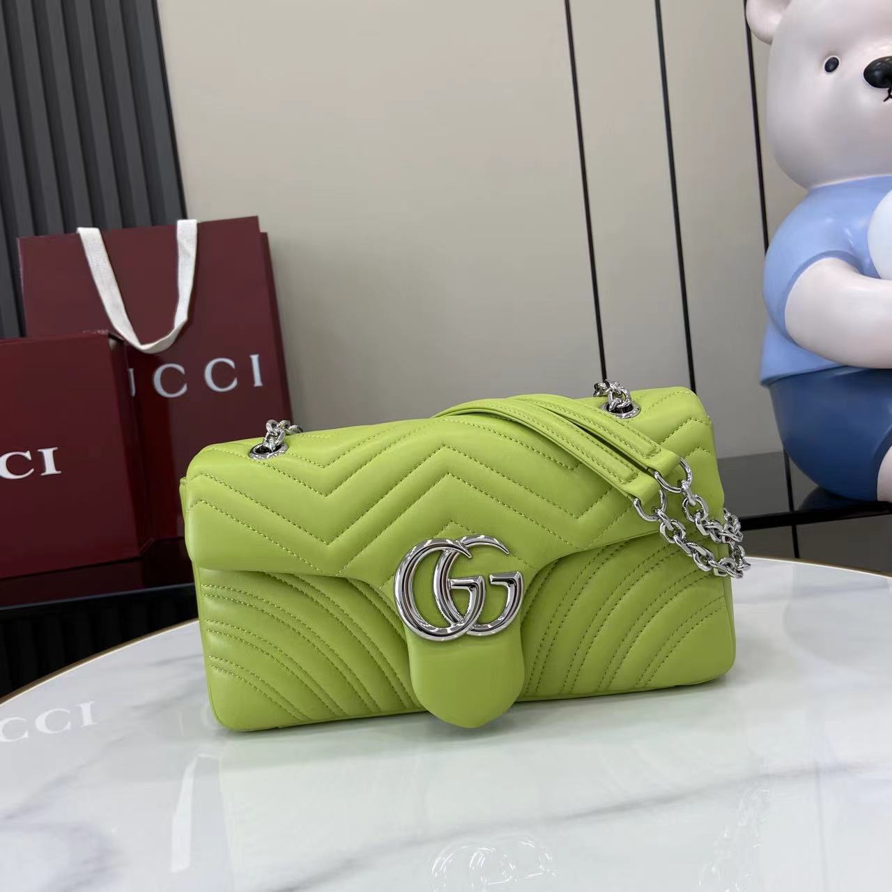 Gucci GG Marmont Medium Shoulder Bag - DopestKickz