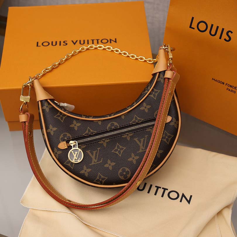 Louis Vuitton Loop  (23-13-6cm) M81098 - DopestKickz