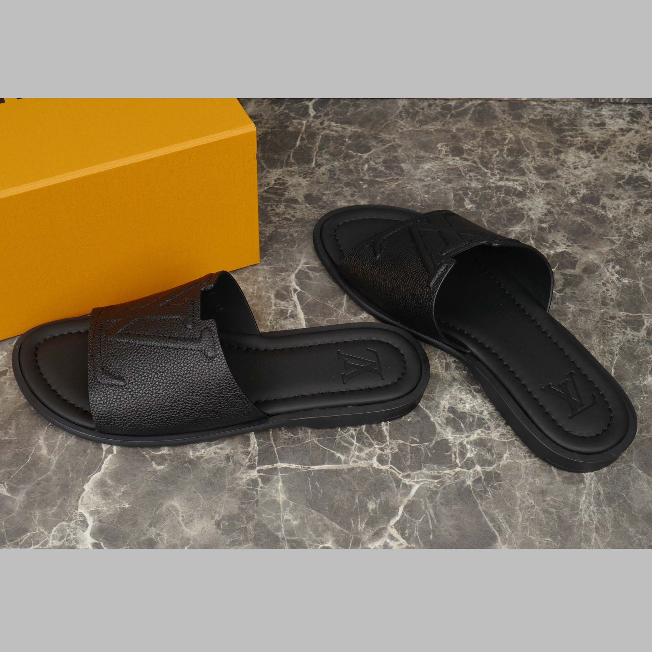 Louis Vuitton LV Portofino Mule   1AHSGN - DopestKickz