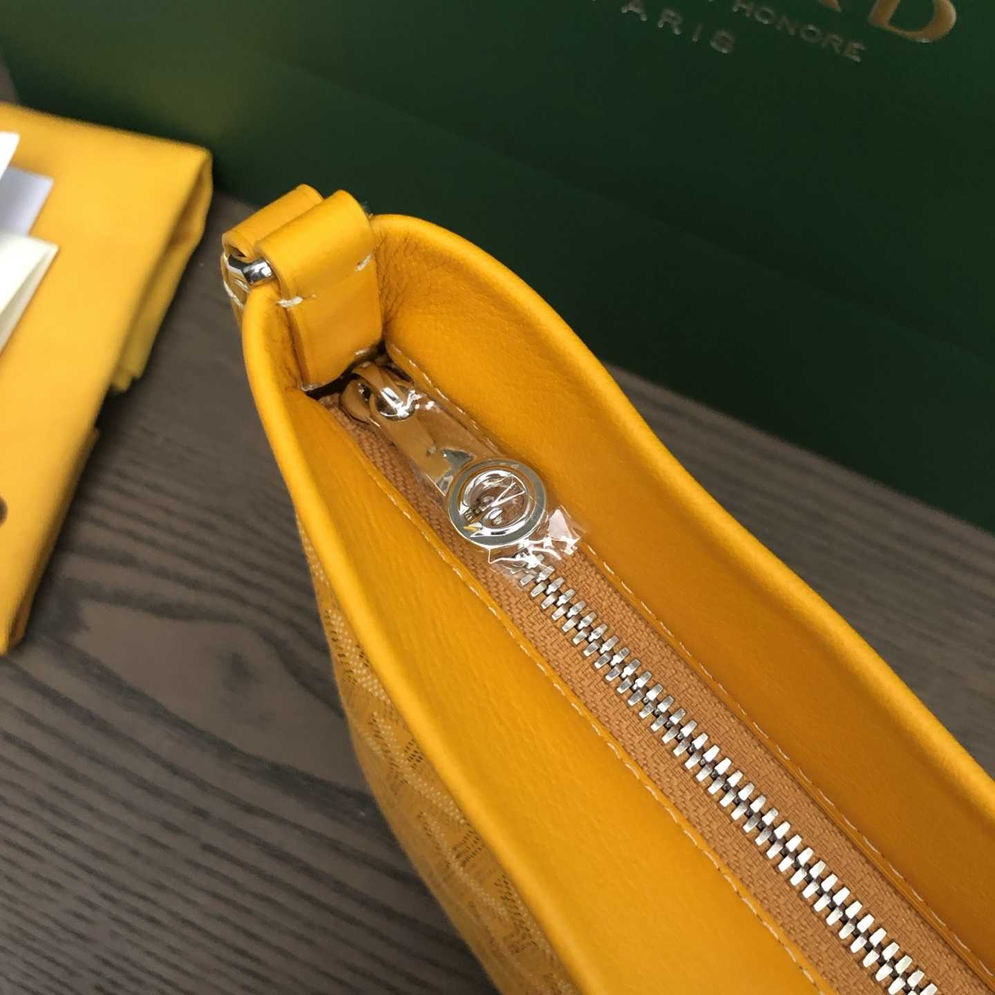 Goyard Conti Pouch - DopestKickz