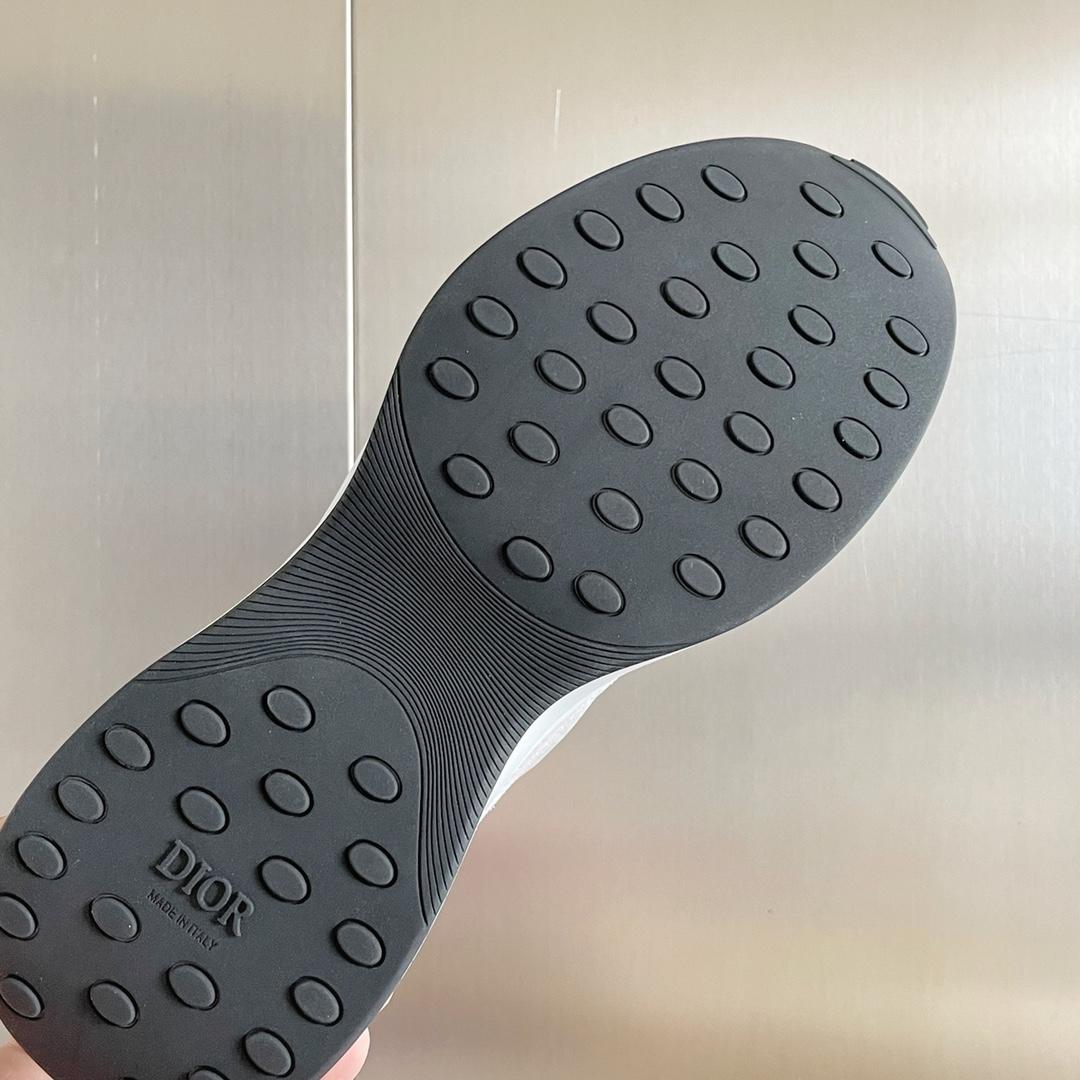 Dior B25 Runner Sneaker   - DopestKickz