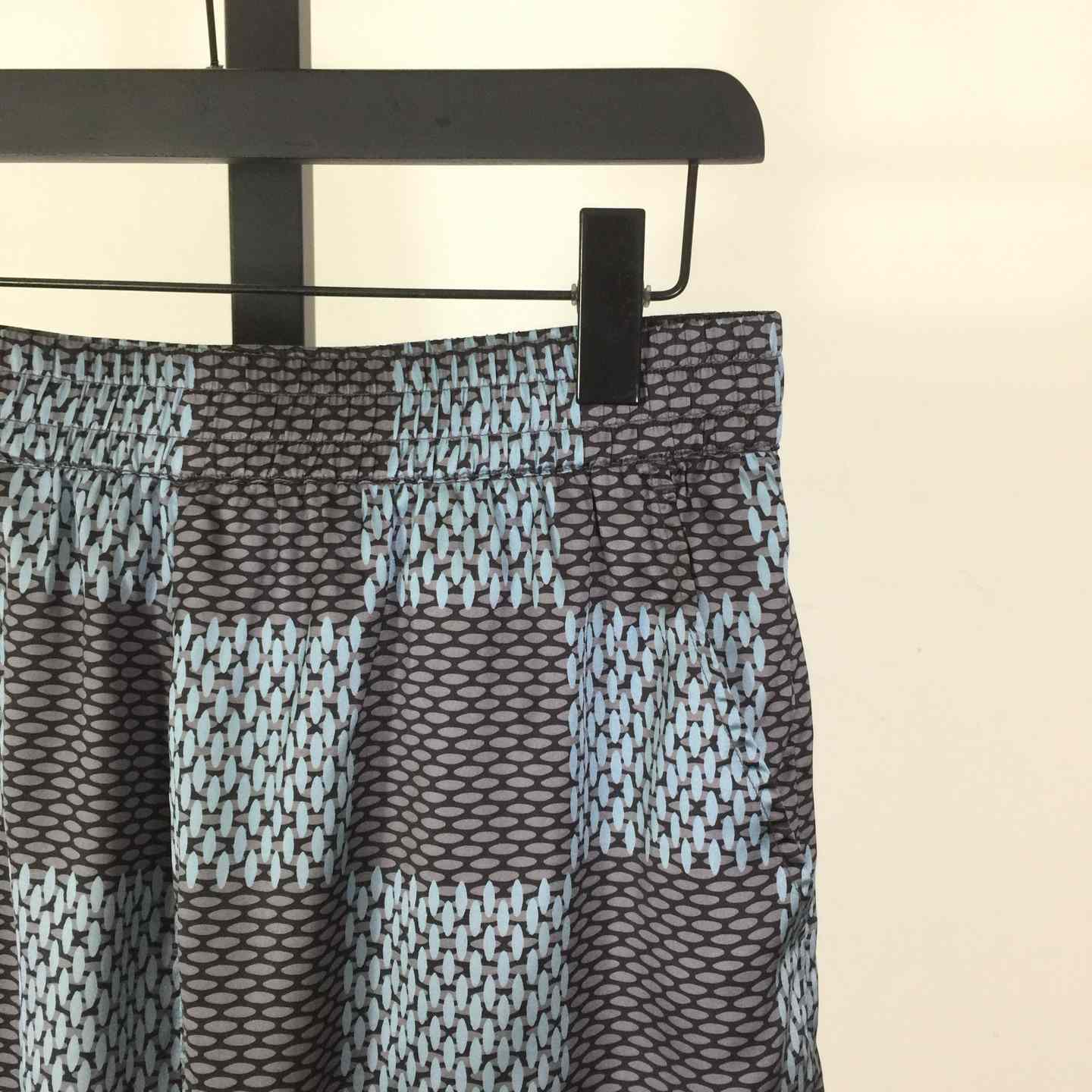 Louis Vuitton Damier Silk Shorts   1AHVT9 - DopestKickz