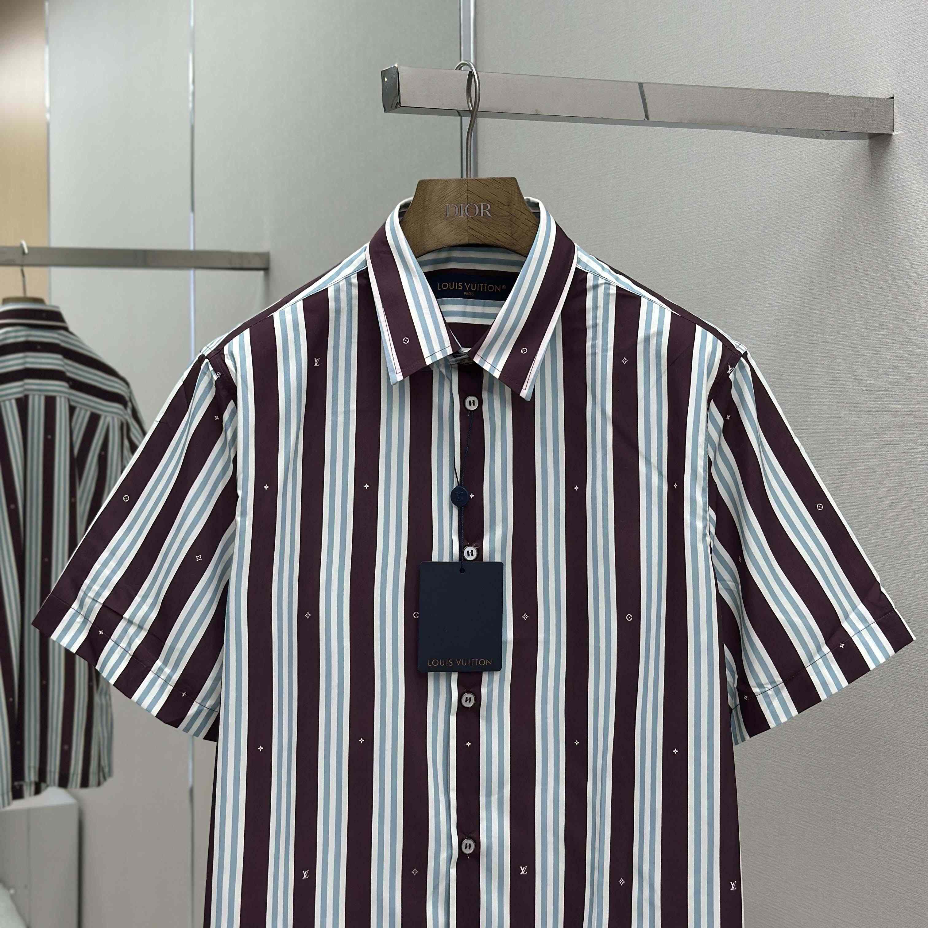 Louis Vuitton Striped Short-Sleeved Shirt   1AHVWE - DopestKickz