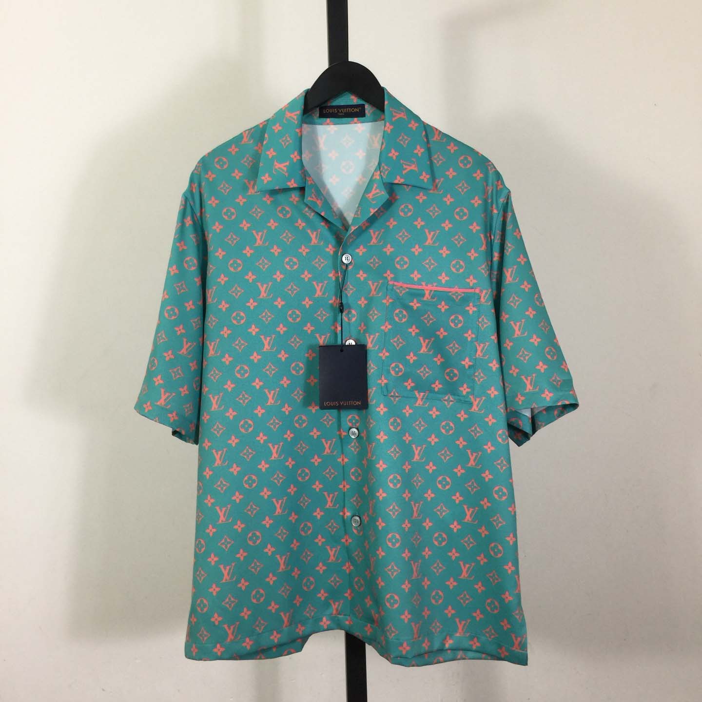 Louis Vuitton Monogram Short-Sleeved Silk Shirt   1AHVU7 - DopestKickz