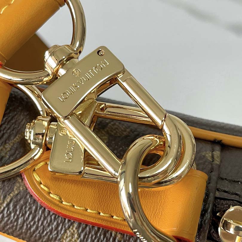 Louis Vuitton Danube   M14013 - DopestKickz