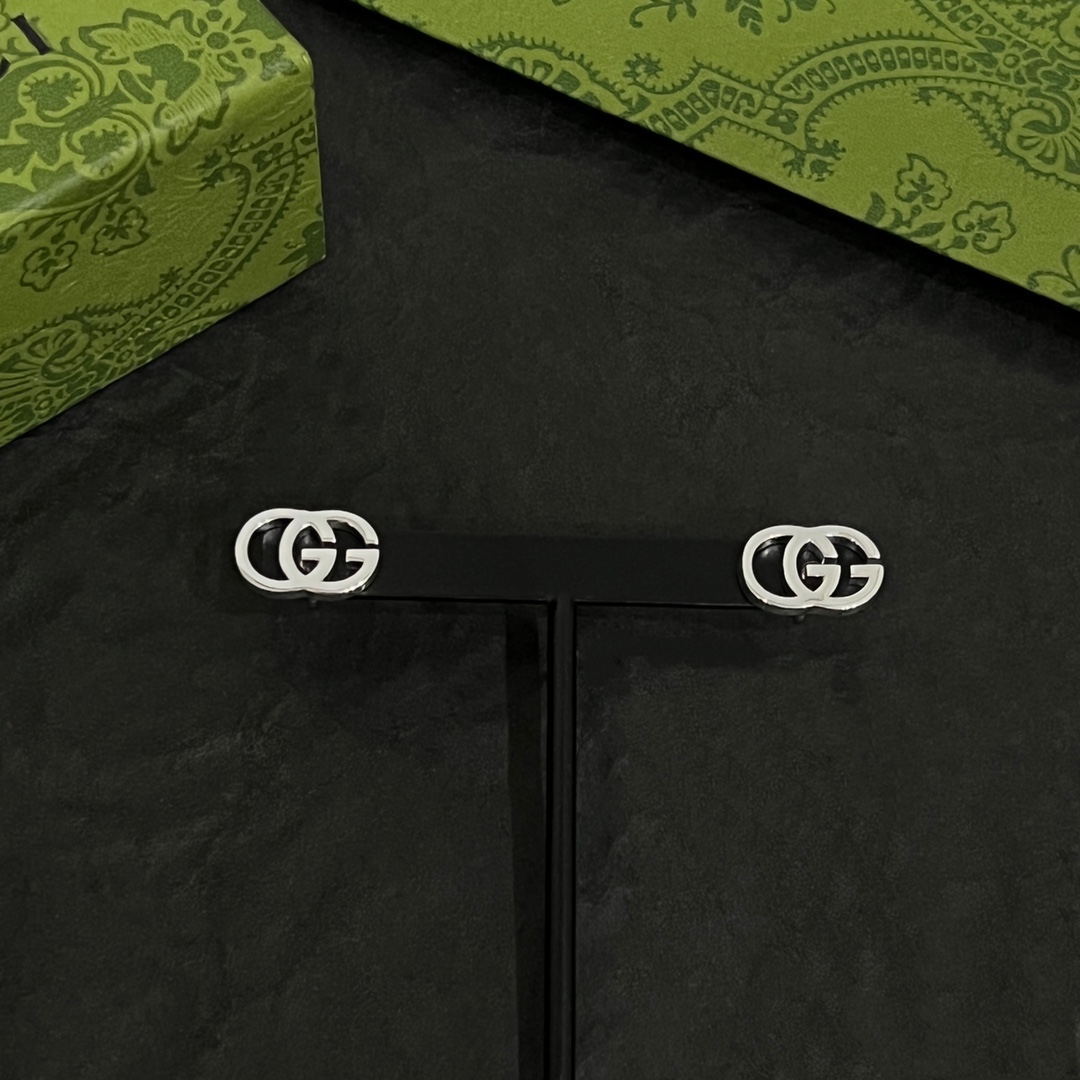 Gucci Blondie Bracelet - DopestKickz