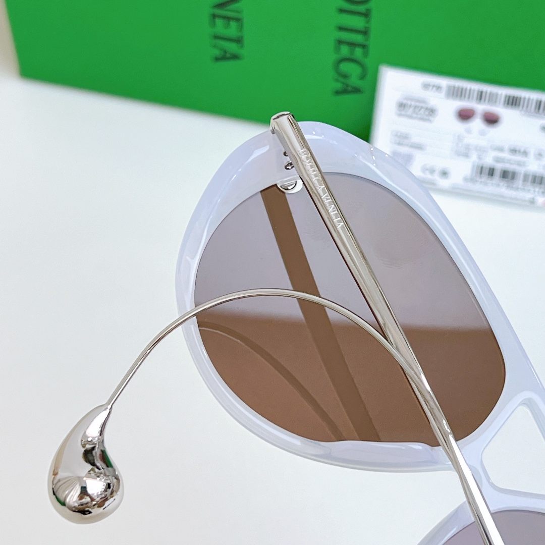 Bottega Veneta Drop Aviator Sunglasses  BV1273S - DopestKickz