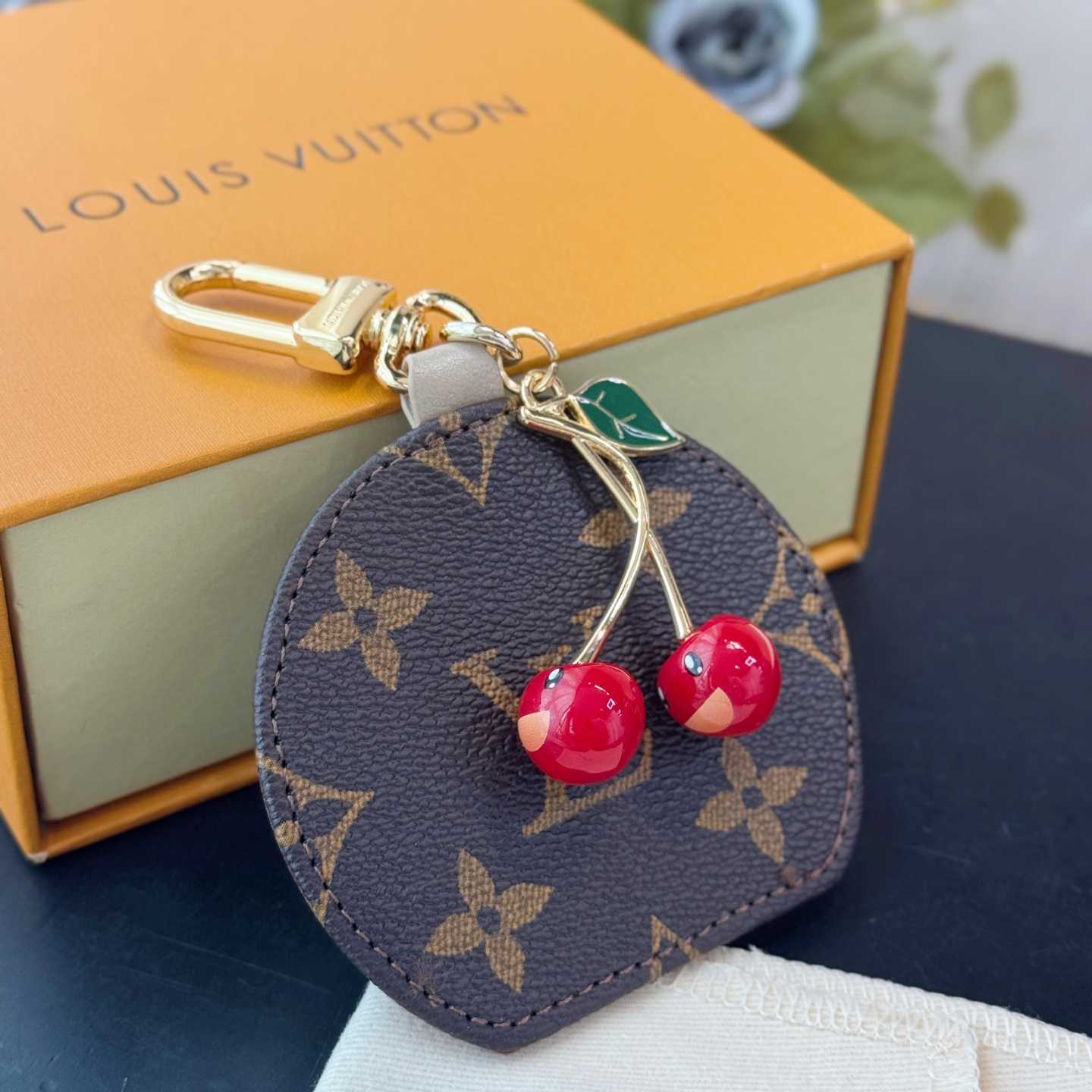 Louis Vuitton LV x TM Cerise LV Mini Mirror Bag Charm   M02830 - DopestKickz