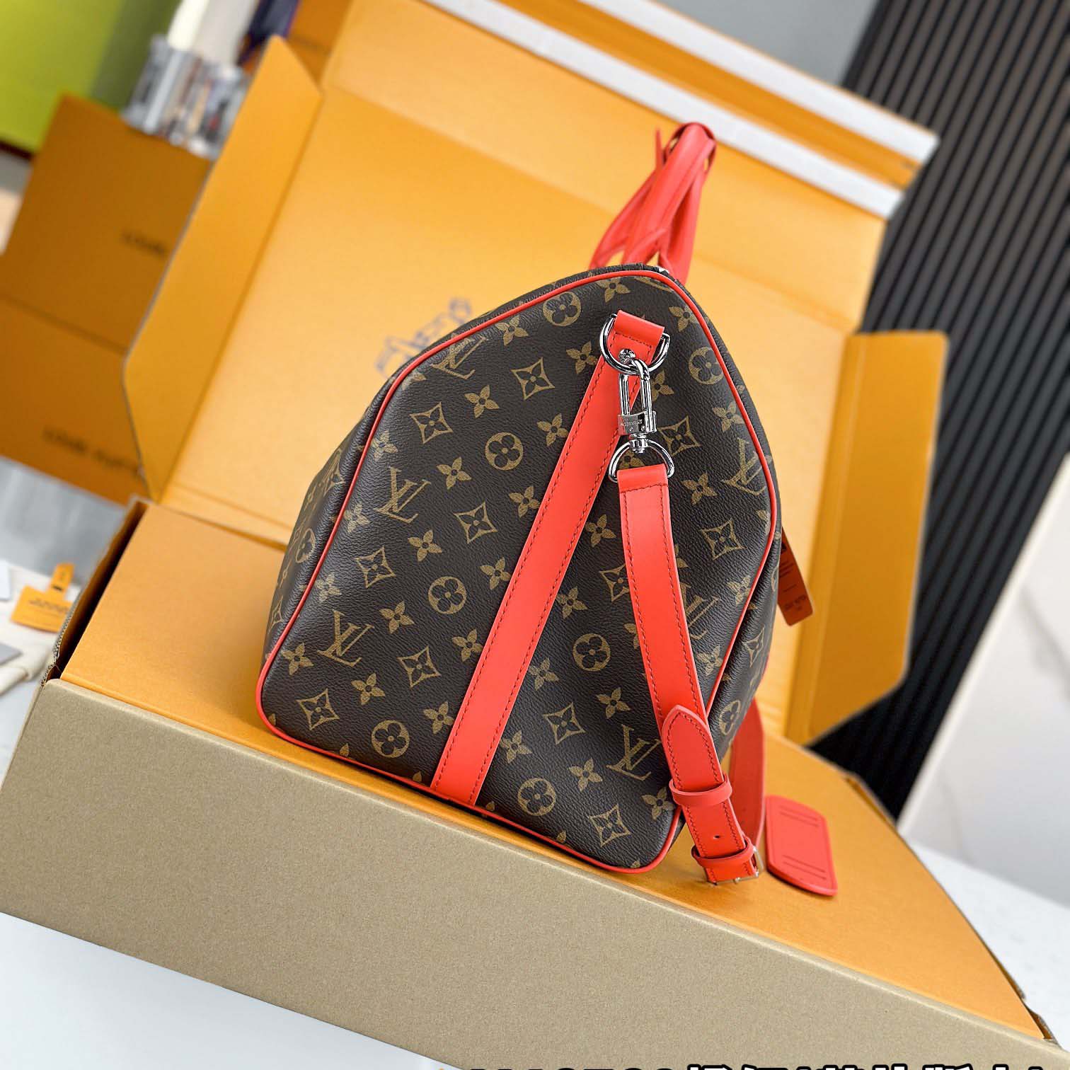 Louis Vuitton Keepall Bandoulière 50  N46769 - DopestKickz
