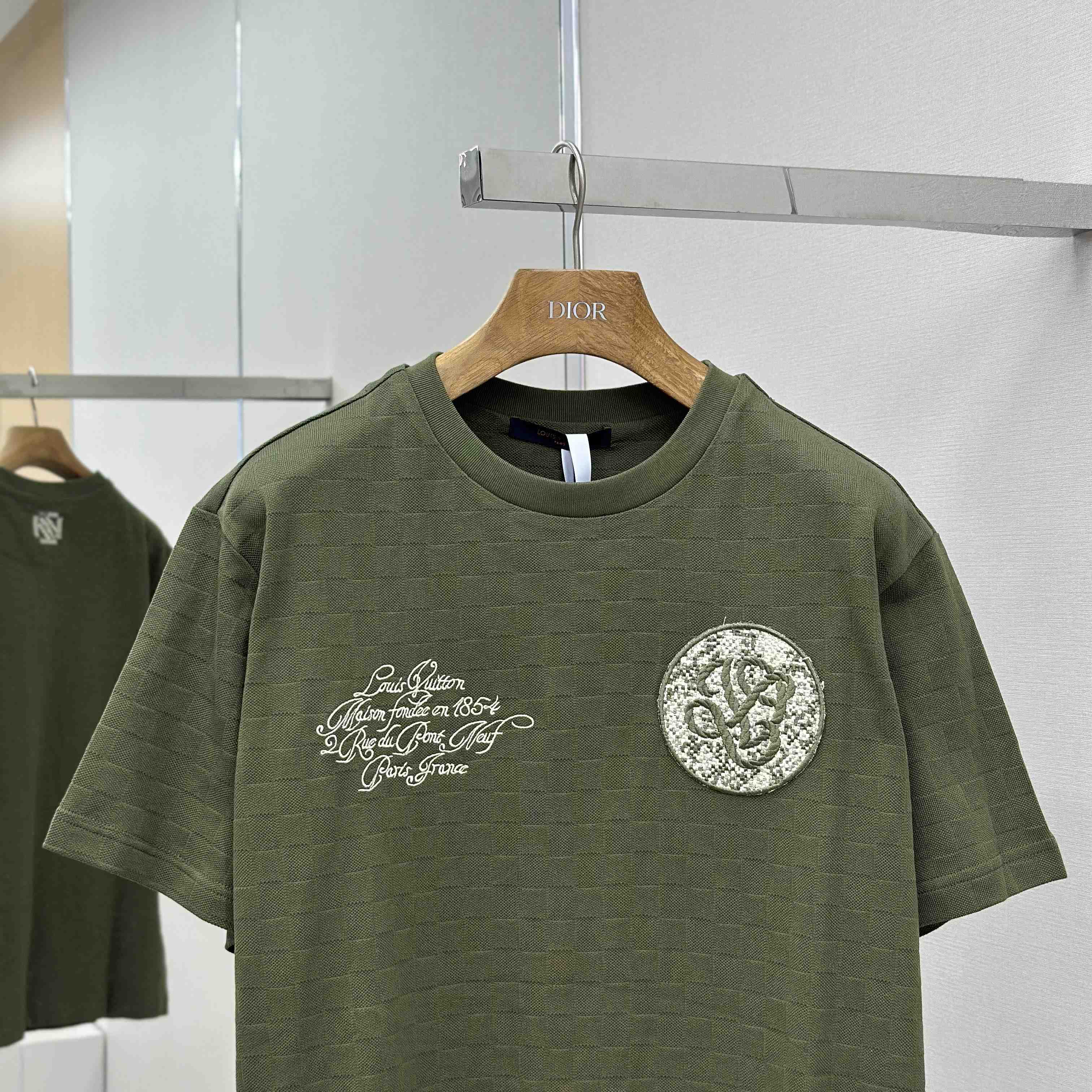 Louis Vuitton Damier Pique T-Shirt   1AGKLH - DopestKickz