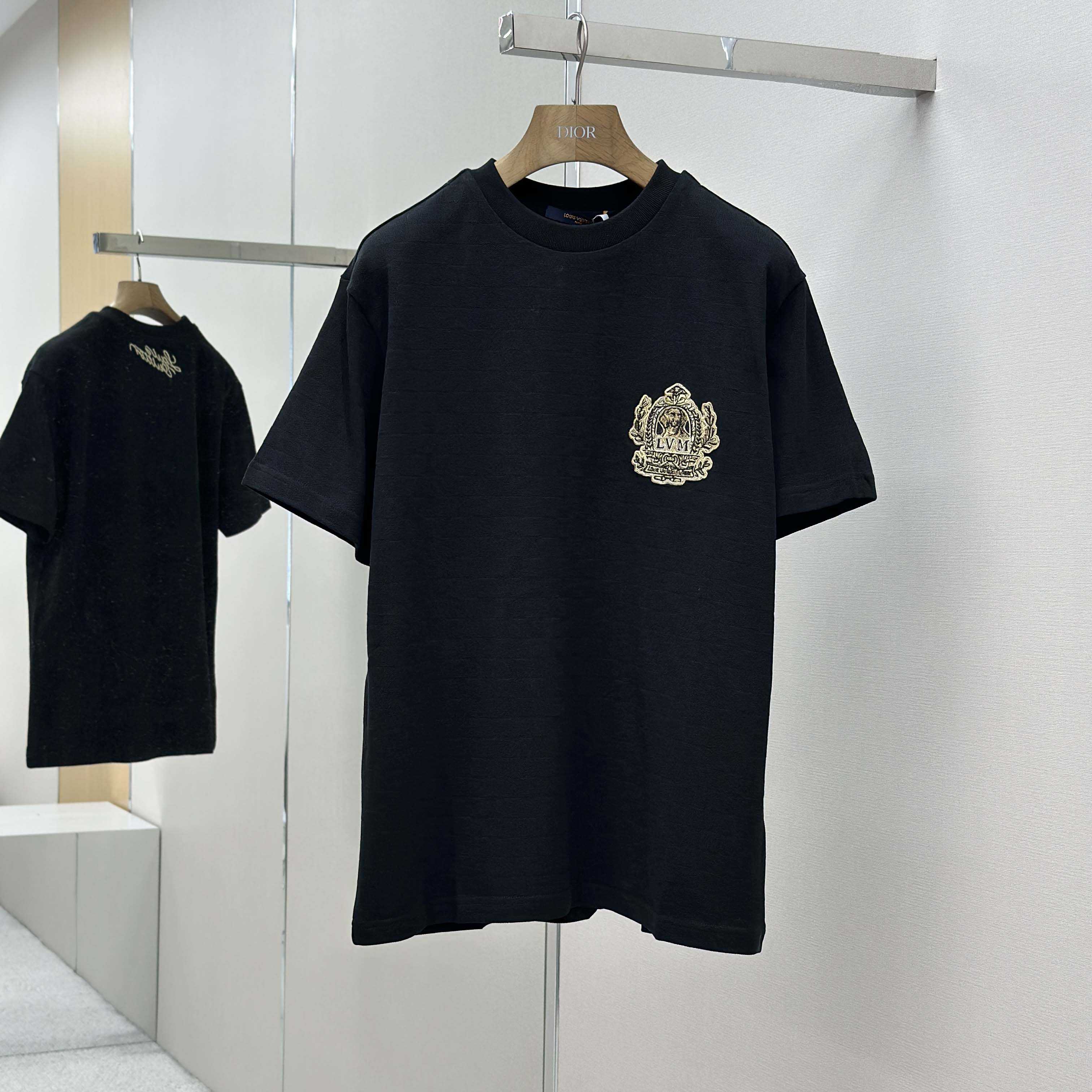 Louis Vuitton Signature Patch Cotton T-Shirt   1AGJZF - DopestKickz