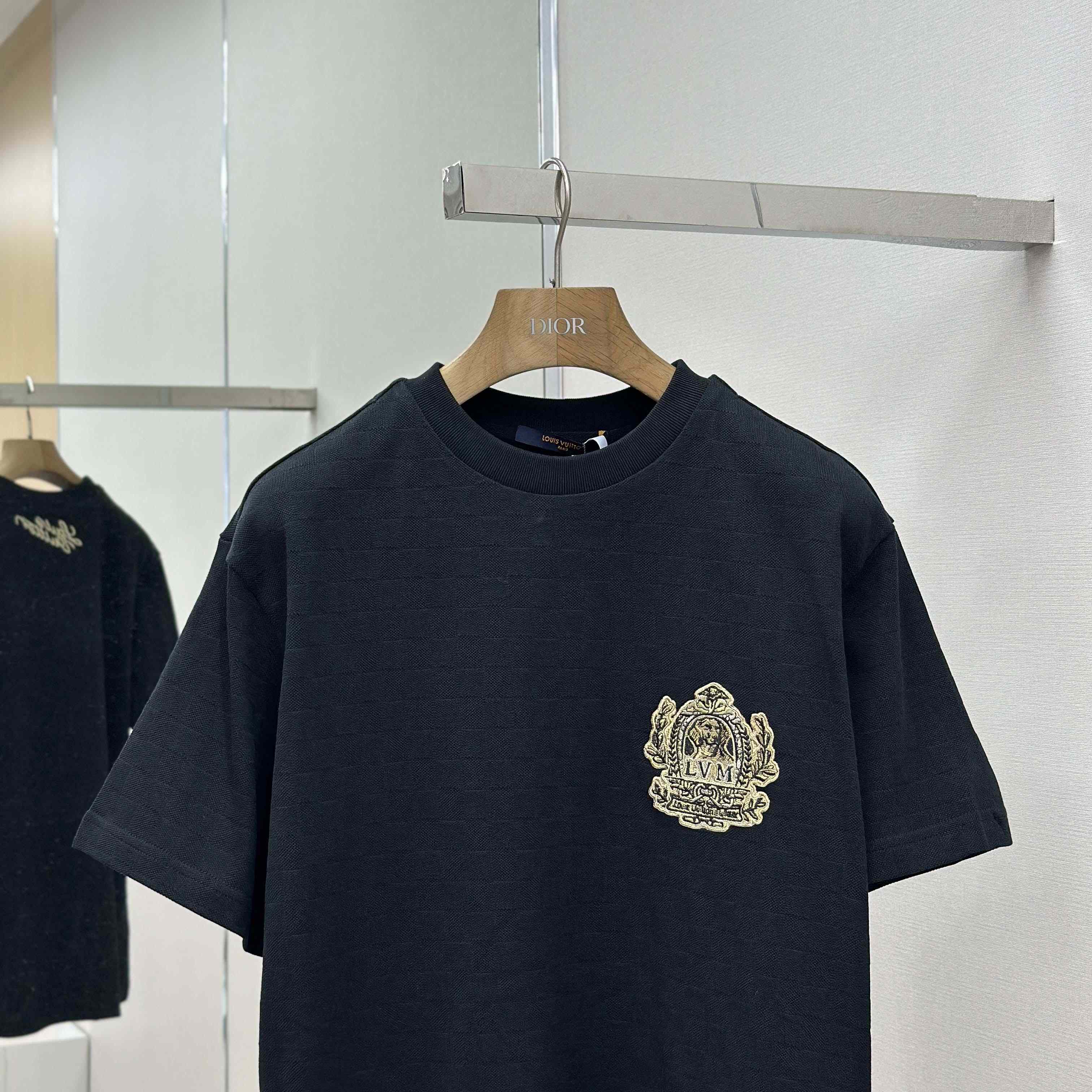 Louis Vuitton Signature Patch Cotton T-Shirt   1AGJZF - DopestKickz