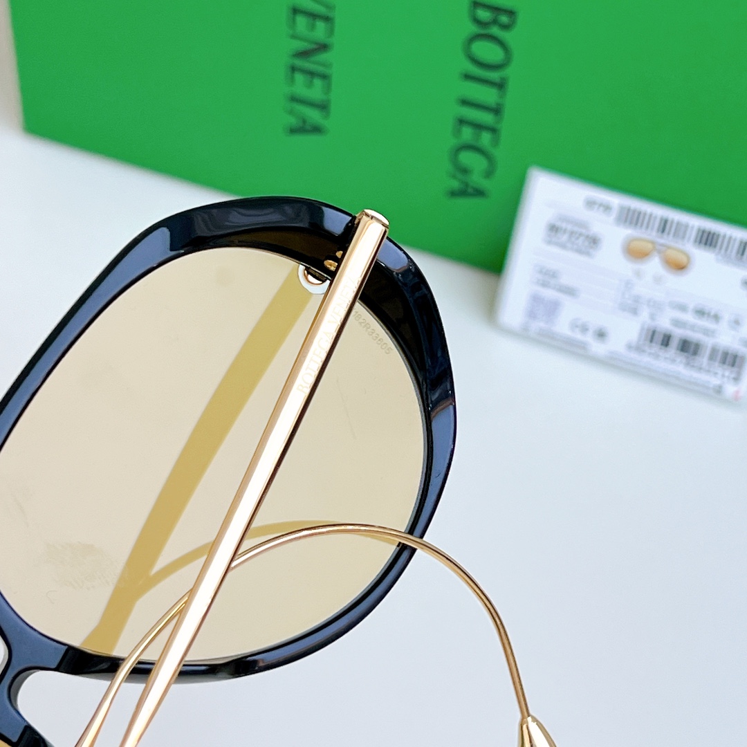 Bottega Veneta Drop Aviator Sunglasses  BV1273S - DopestKickz