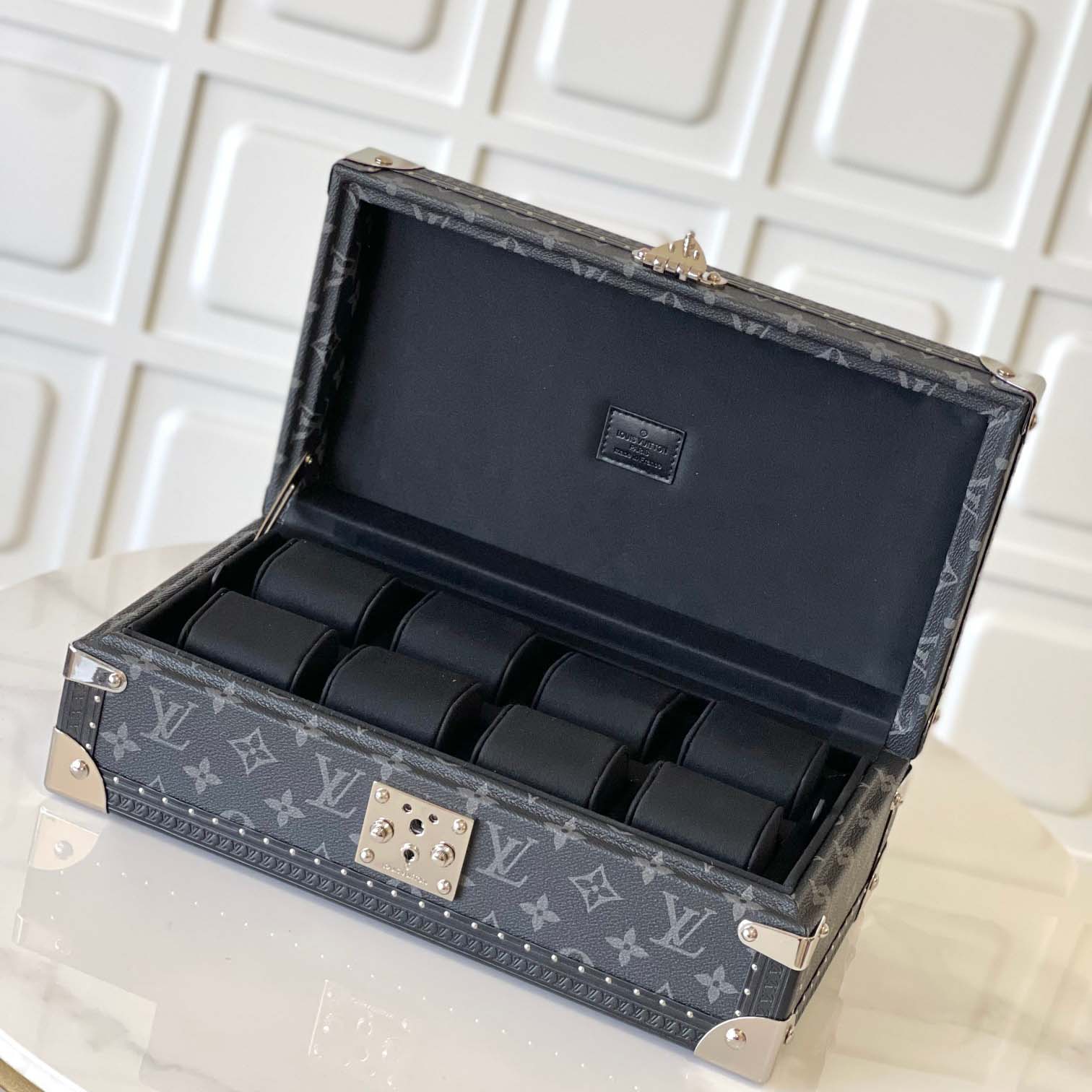 Louis Vuitton Coffret 8 Montres   - DopestKickz