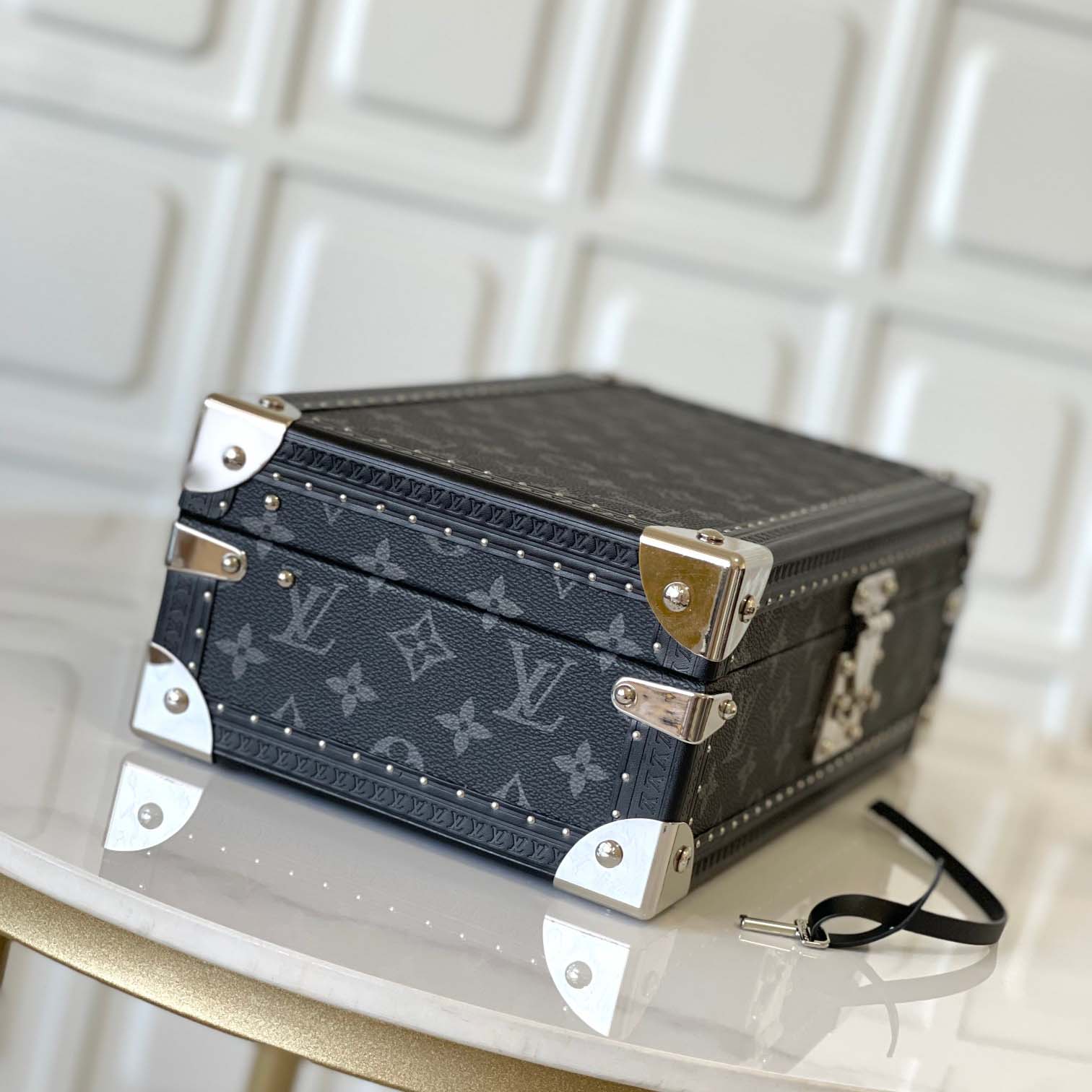 Louis Vuitton Coffret 8 Montres   - DopestKickz