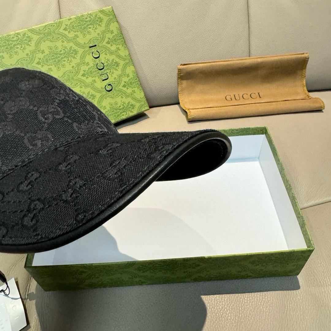 Gucci Original GG Canvas Baseball Hat With Web - DopestKickz