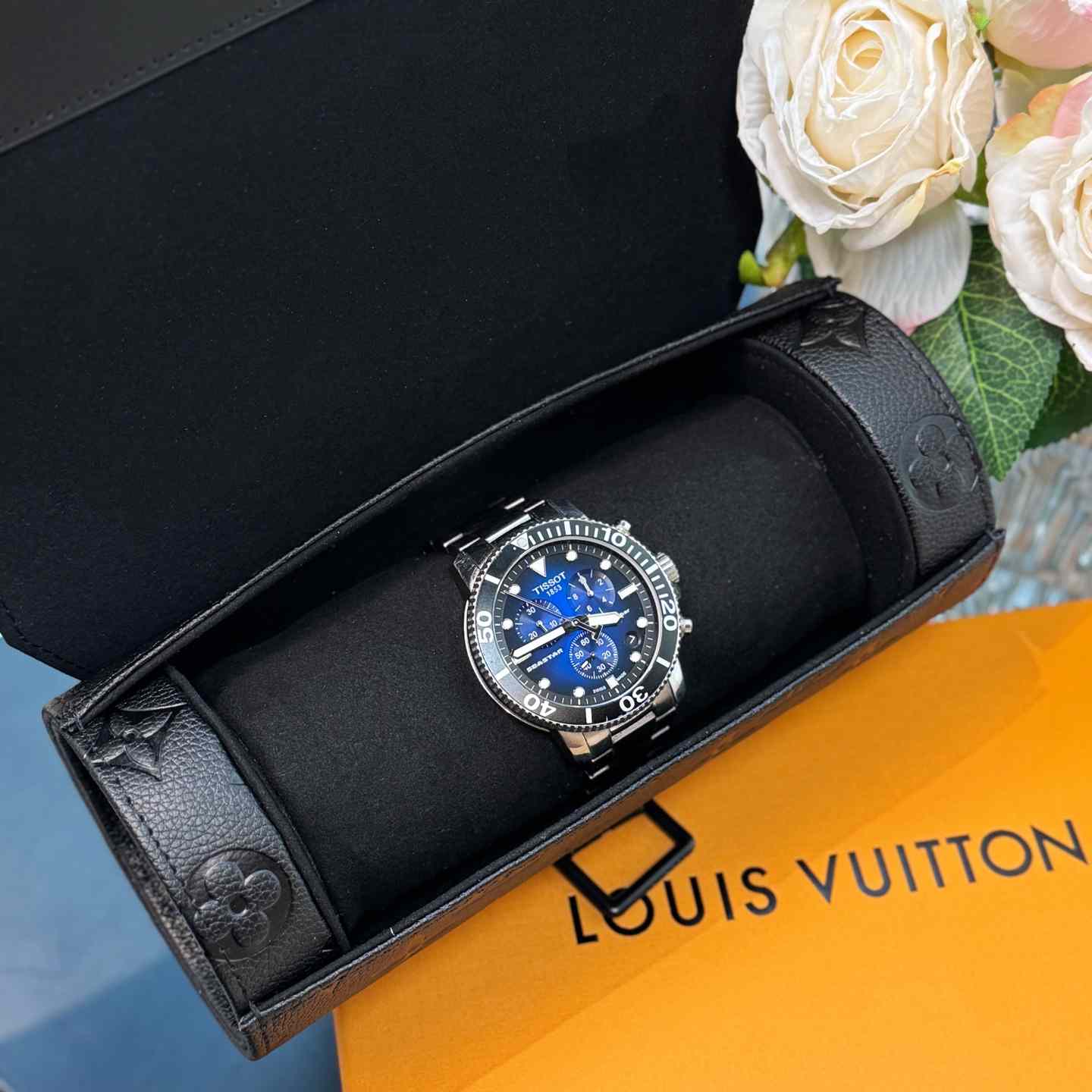 Louis Vuitton 3 Watch Case    - DopestKickz