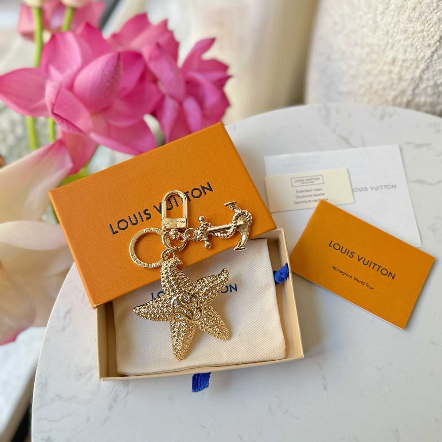 Louis Vuitton LV Starfish Key Holder and Bag Charm   M02622 - DopestKickz