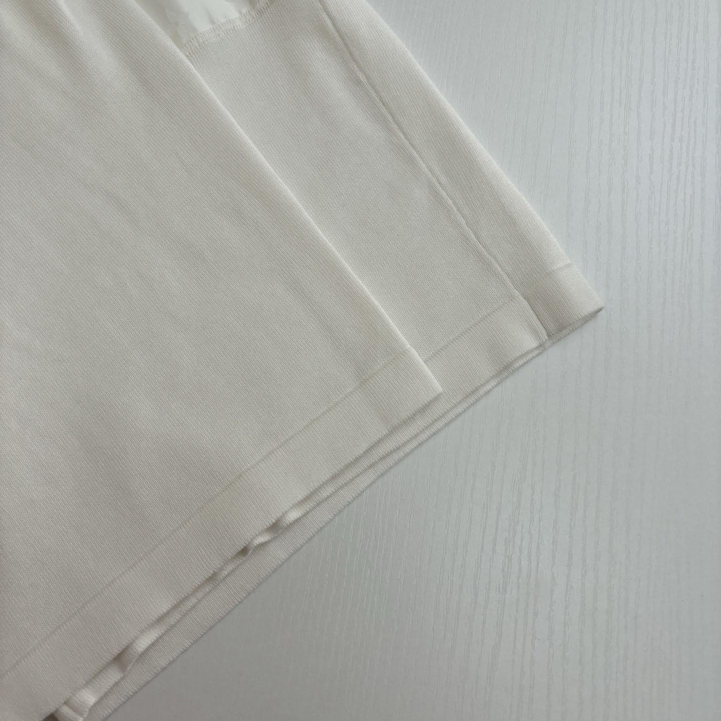 Louis Vuitton Shorts With Monogram Nylon Details   1AHVPK - DopestKickz