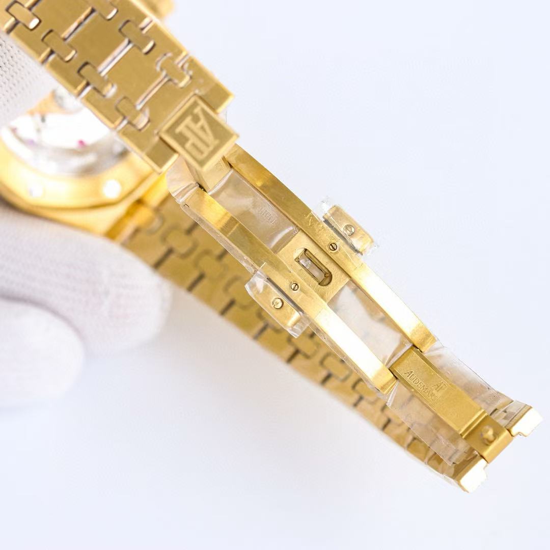 Audemars Piguet Royal Oak 15550BA Champagne Dial 1017 ALYX 9SM in Yellow Gold - DopestKickz