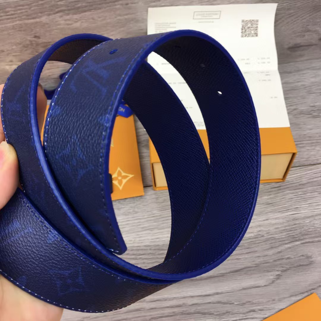 Louis Vuitton LV Dimension 40mm Reversible Belt    MO159U - DopestKickz