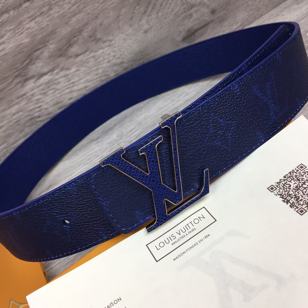 Louis Vuitton LV Dimension 40mm Reversible Belt    MO159U - DopestKickz