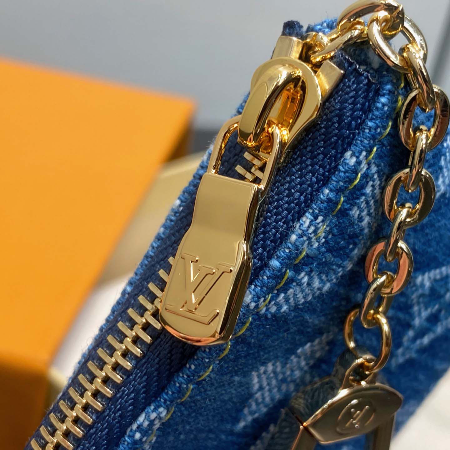 Louis Vuitton LV x TM Key Pouch   M14938 - DopestKickz