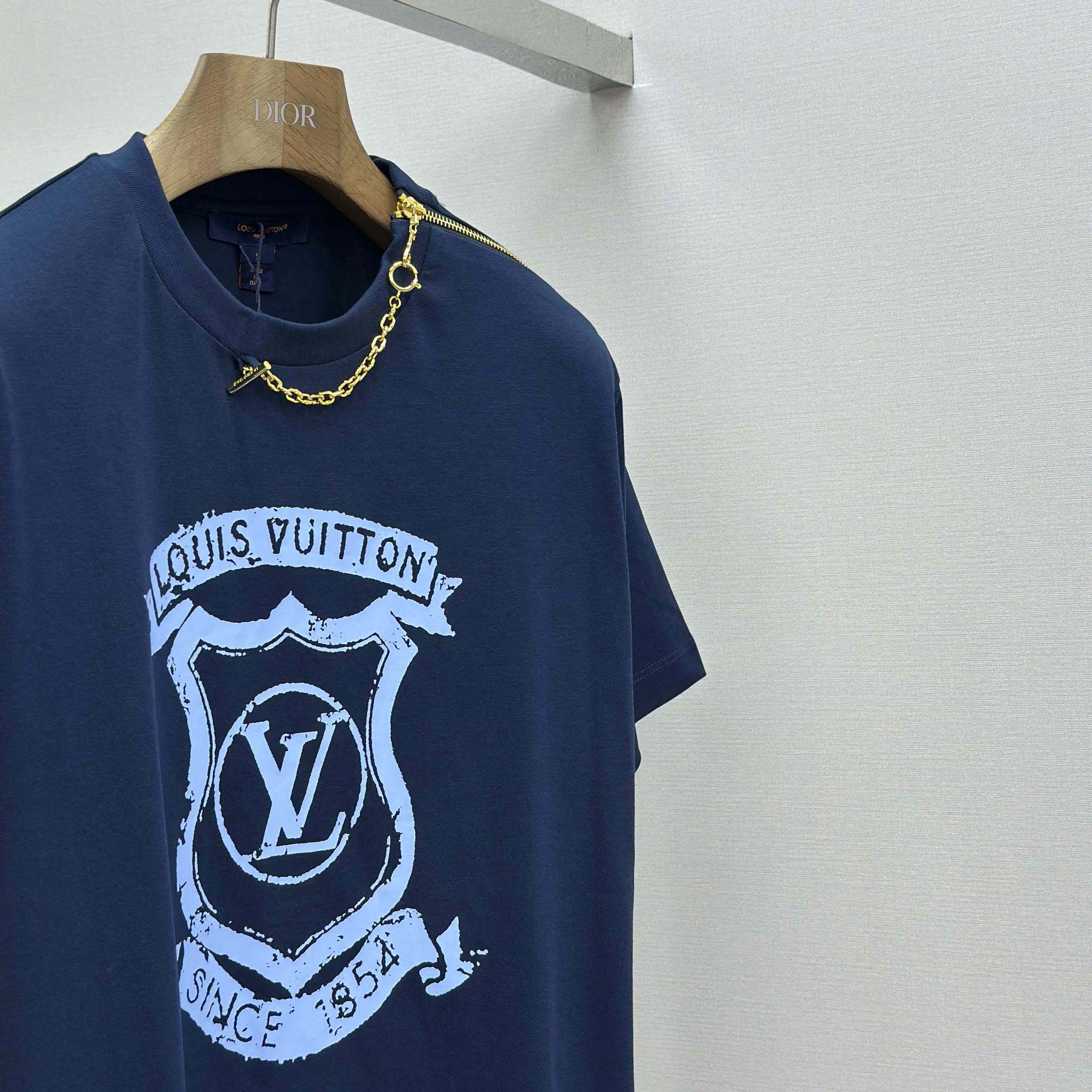 Louis Vuitton Signature Zipper Detail T-Shirt   1AI469 - DopestKickz