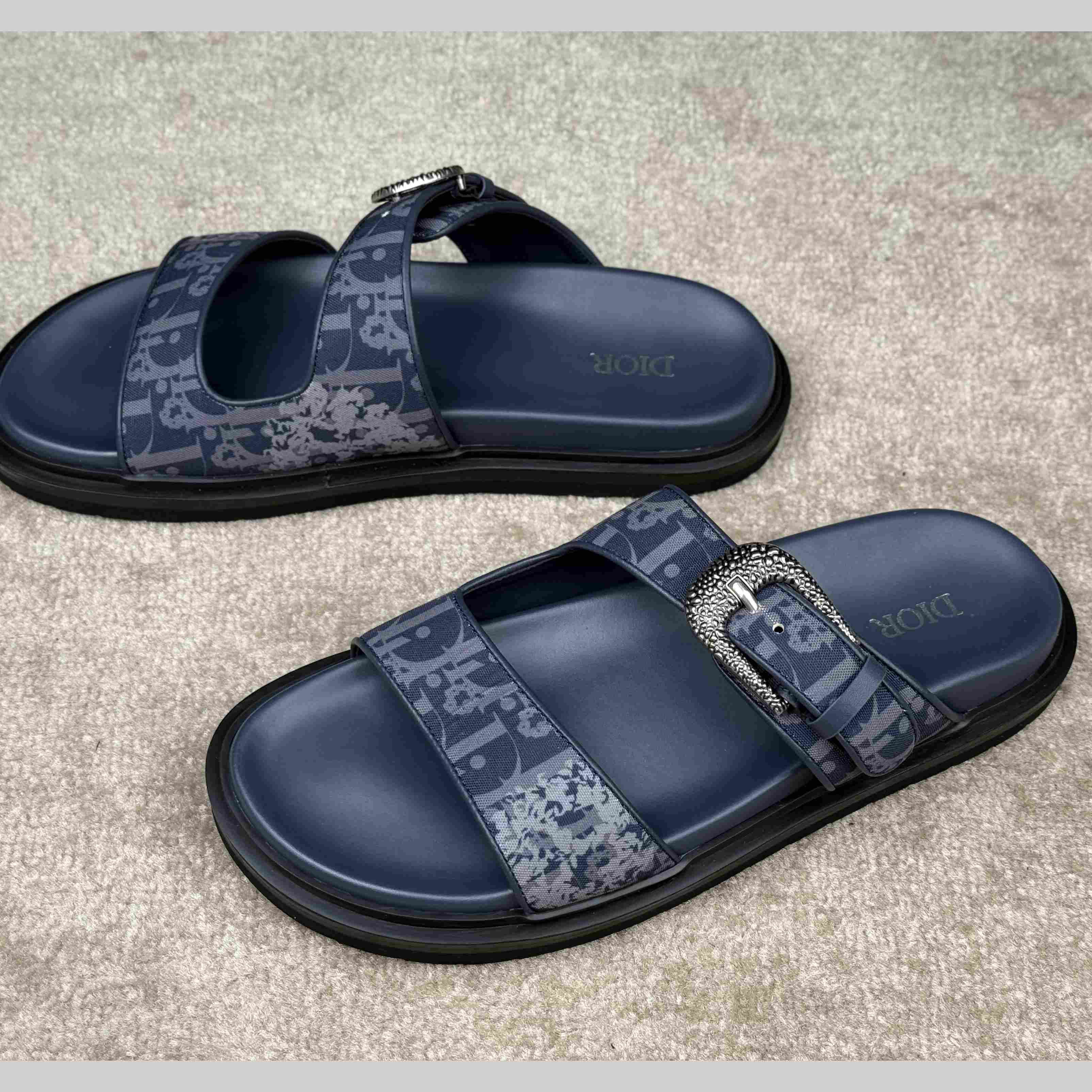 Denim Tears x Dior Aqua Sandal 'Dior Tears - Peace Sign' - DopestKickz