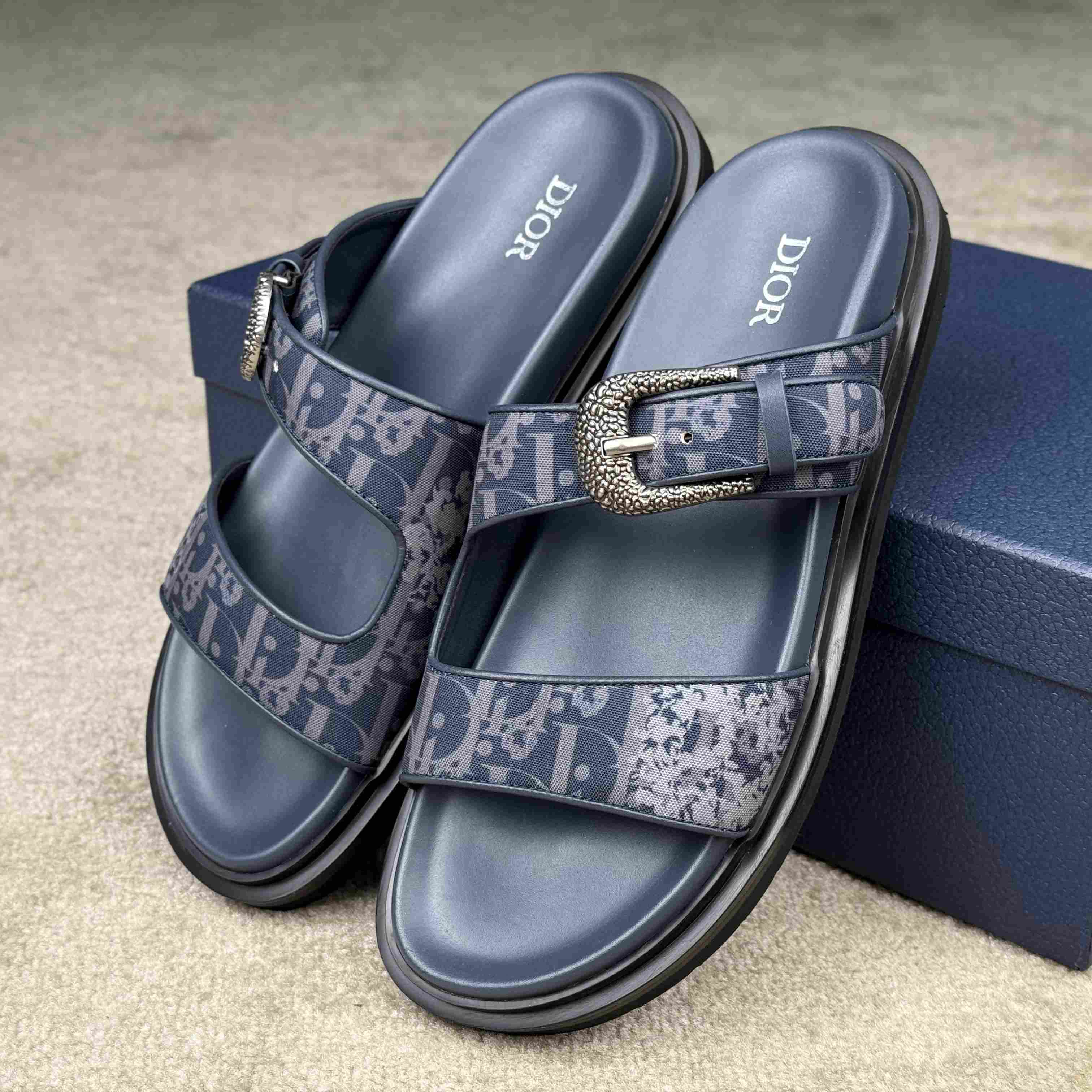Denim Tears x Dior Aqua Sandal 'Dior Tears - Peace Sign' - DopestKickz