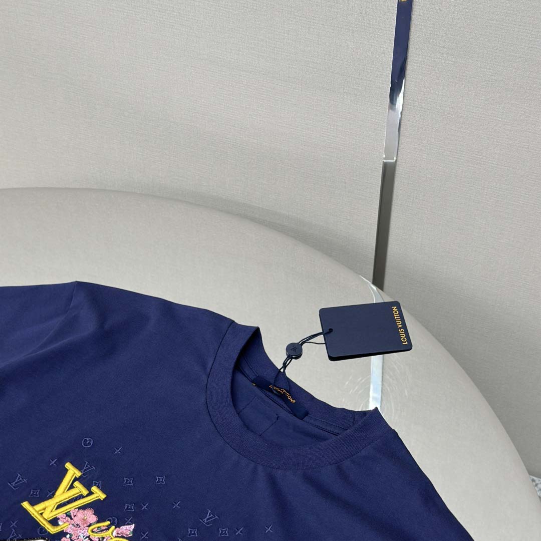 Louis Vuitton Embroidered T-Shirt   1AIMKV - DopestKickz