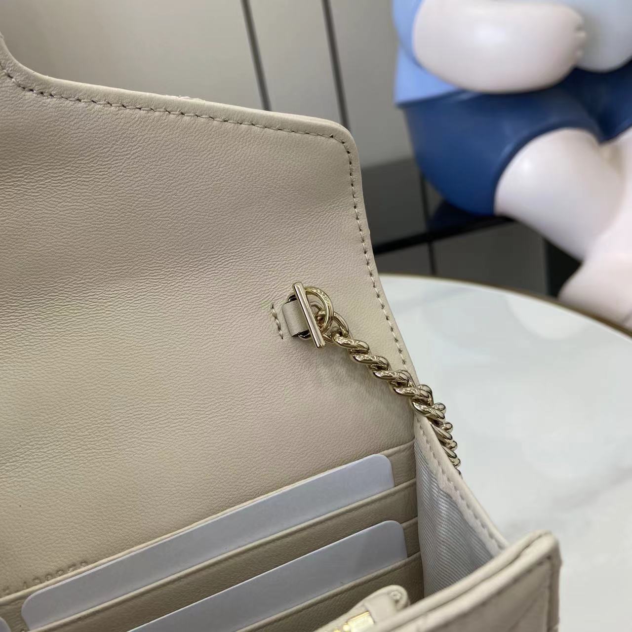 Gucci GG Marmont Wallet On Chain - DopestKickz