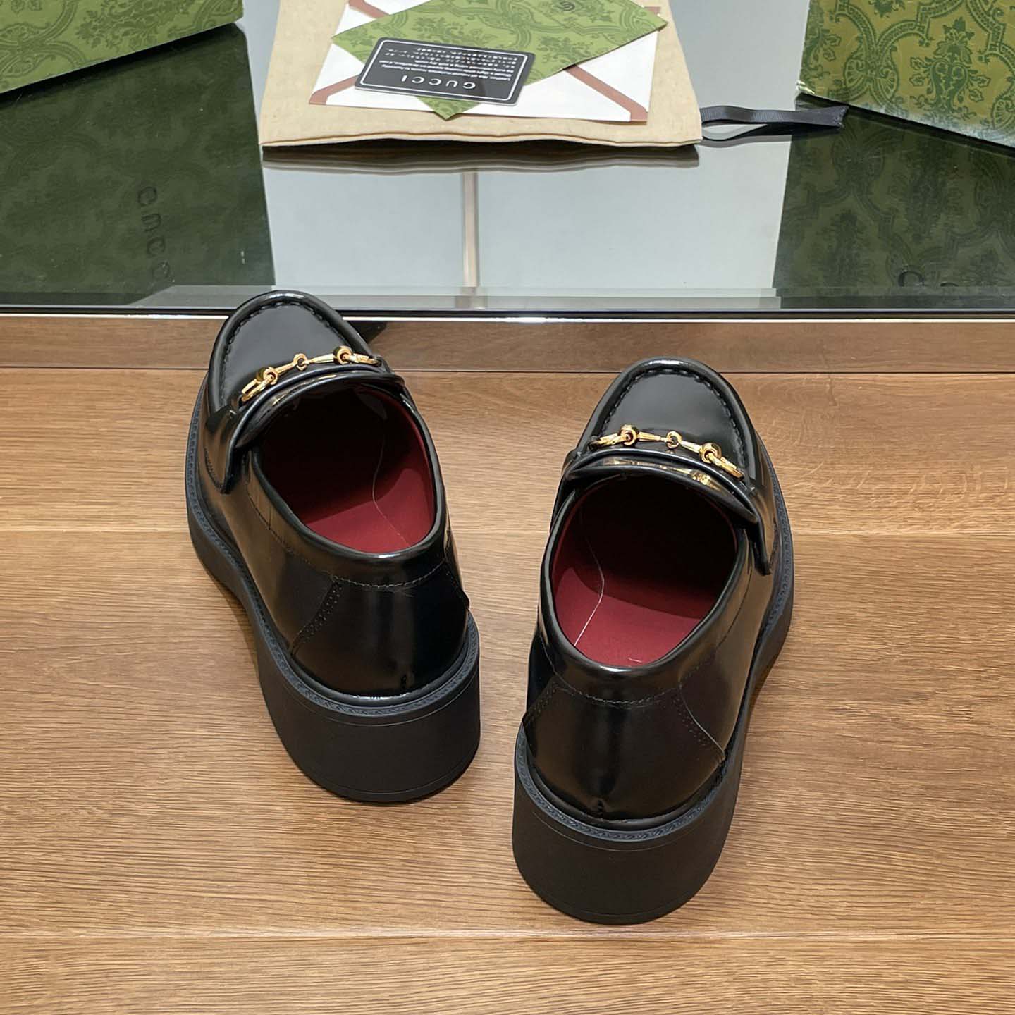 Gucci Women's loafer with Horsebit - DopestKickz