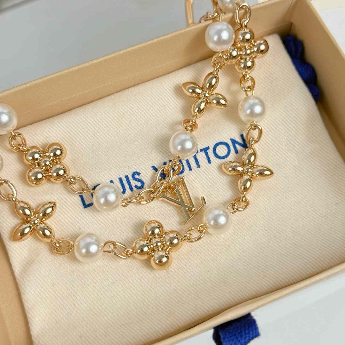 Louis Vuitton Chain - DopestKickz