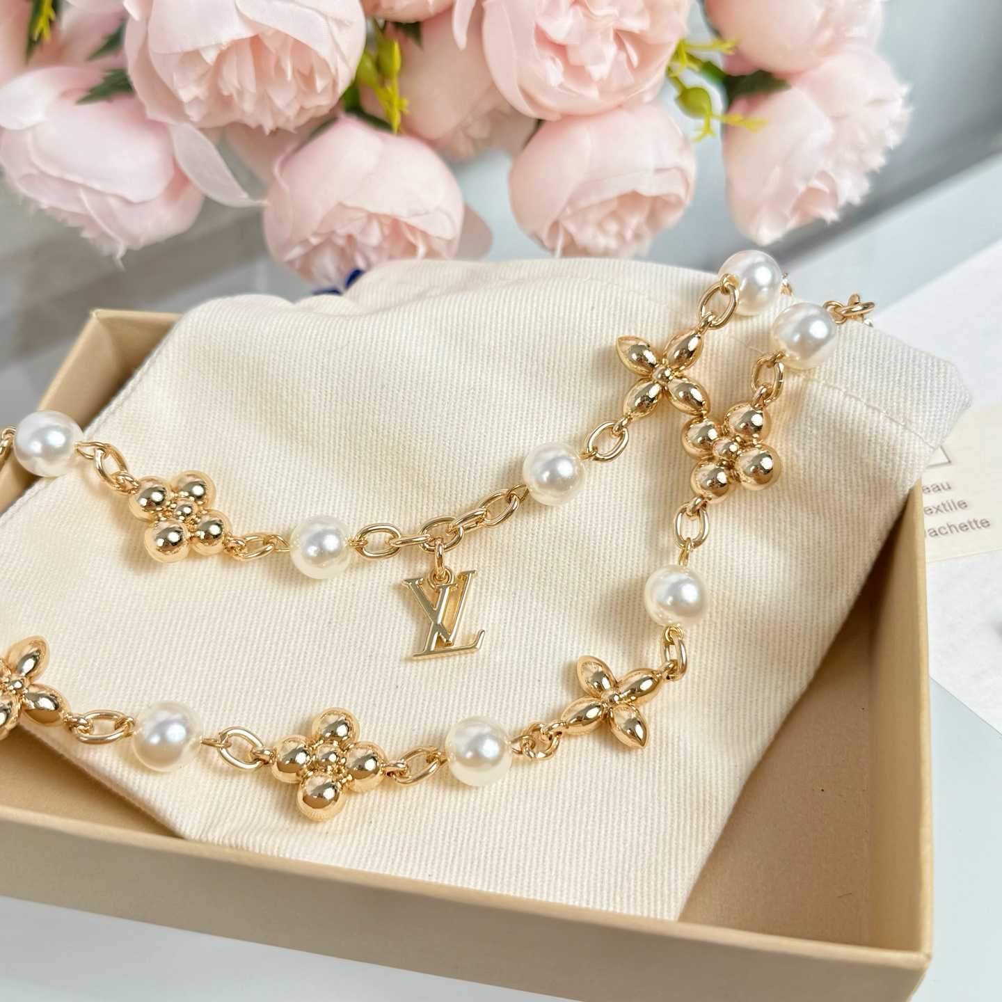 Louis Vuitton Chain - DopestKickz