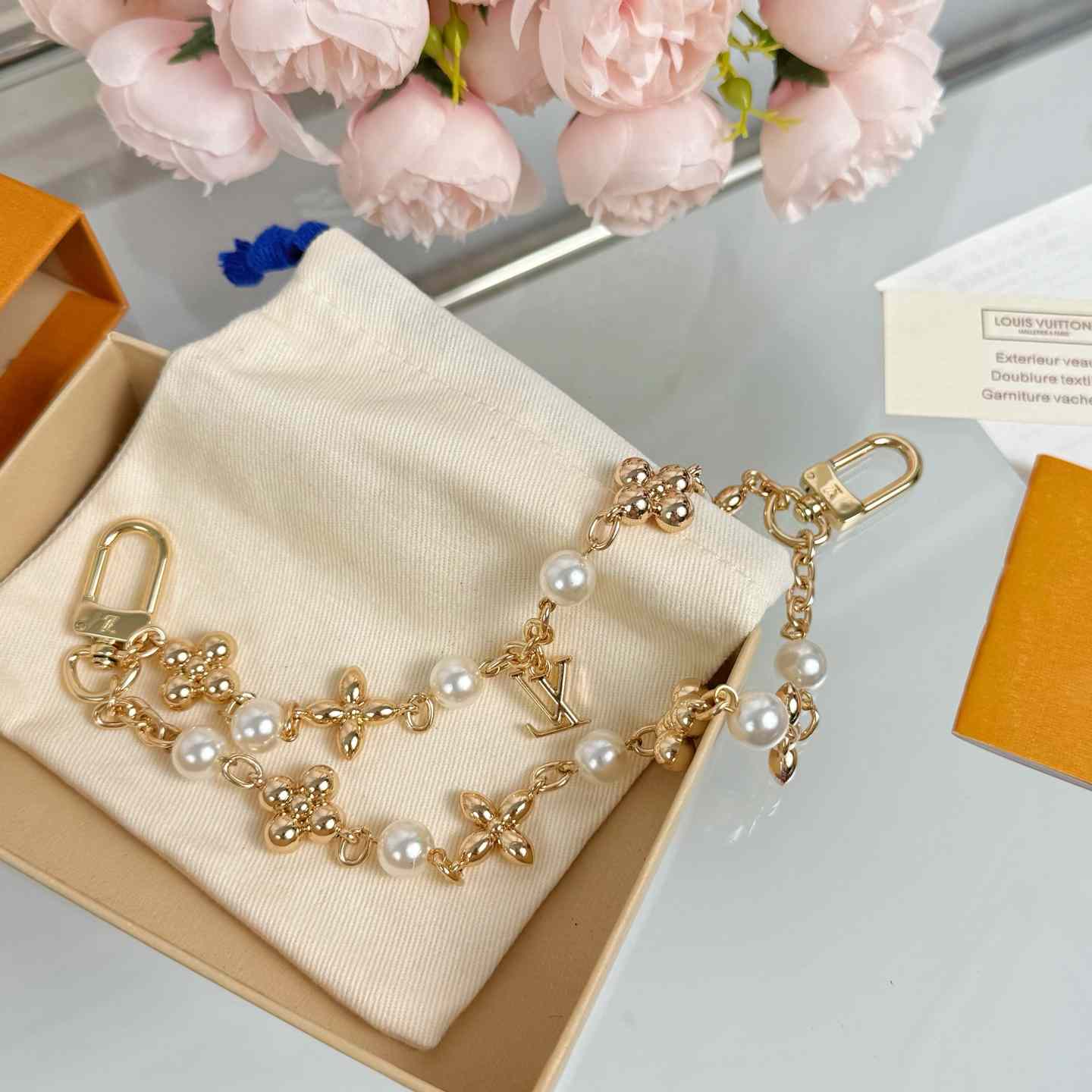 Louis Vuitton Chain - DopestKickz