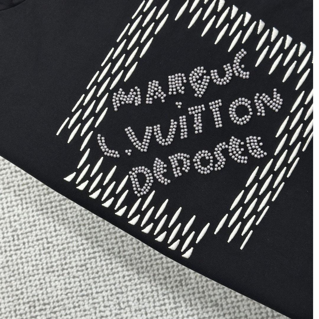 Louis Vuitton Embroidered Signature Cotton T-Shirt   1AFJFK - DopestKickz