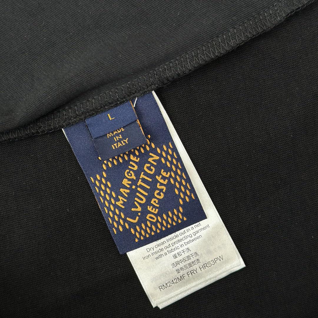 Louis Vuitton Embroidered Signature Cotton T-Shirt   1AFJFK - DopestKickz