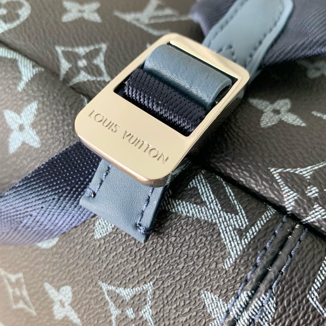 Louis Vuitton Discovery Backpack PM   M11590 - DopestKickz