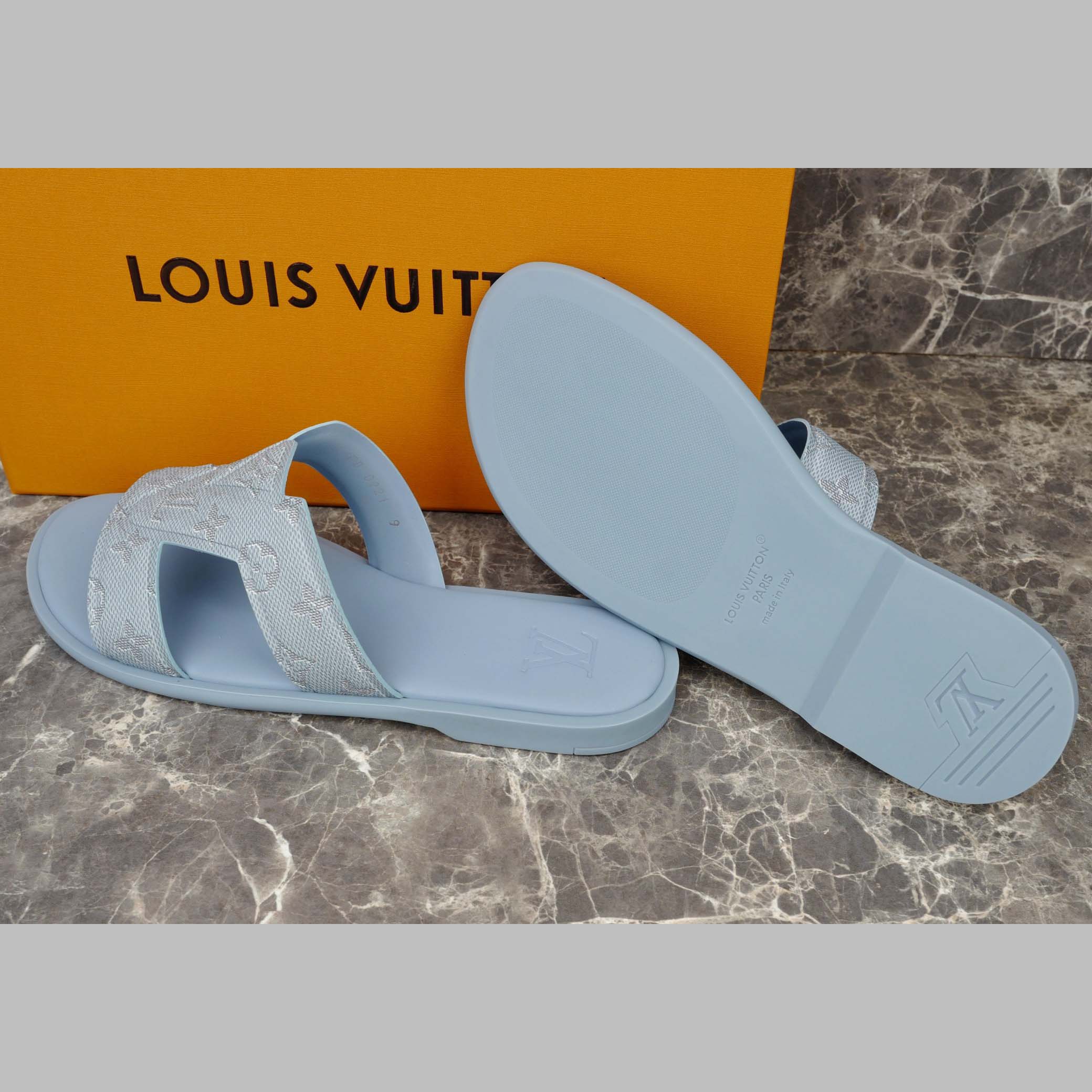 Louis Vuitton LV Oasis Mule   1AHSDM - DopestKickz