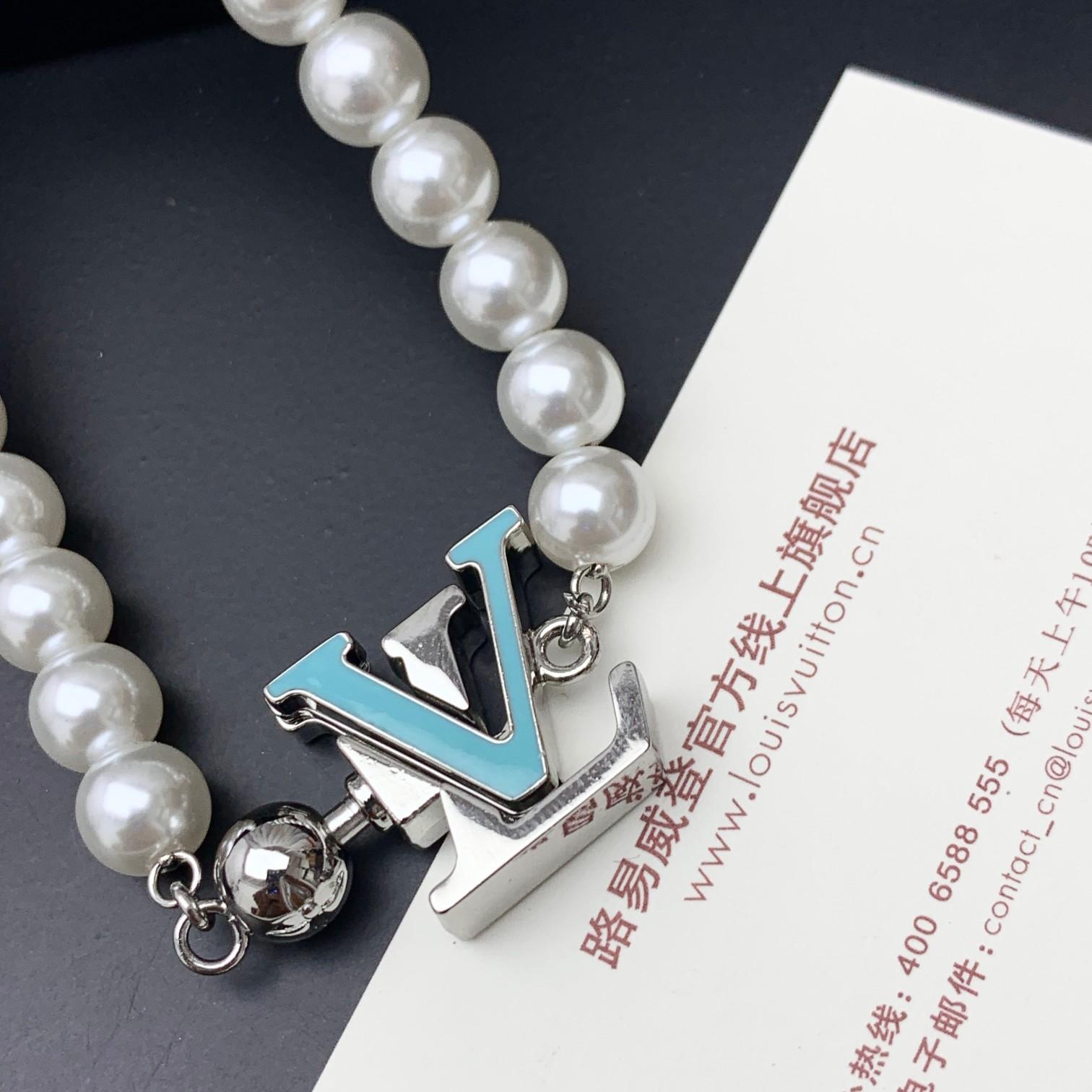 Louis Vuitton Turquoise Rodeo Necklace   M02058 - DopestKickz