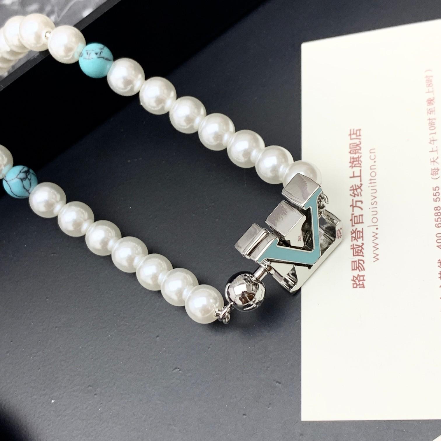 Louis Vuitton Turquoise Rodeo Necklace   M02058 - DopestKickz