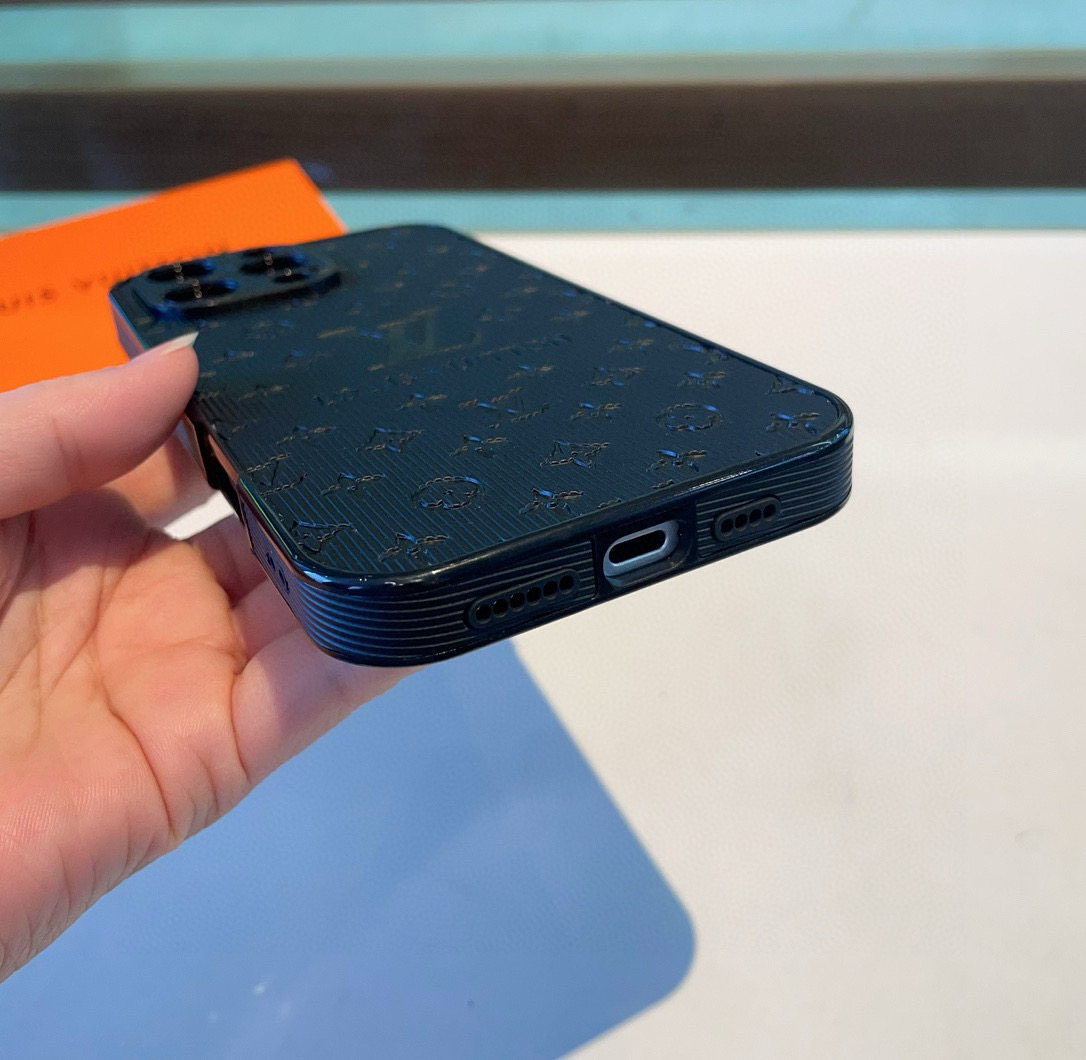 Louis Vuitton Phone Case  - DopestKickz